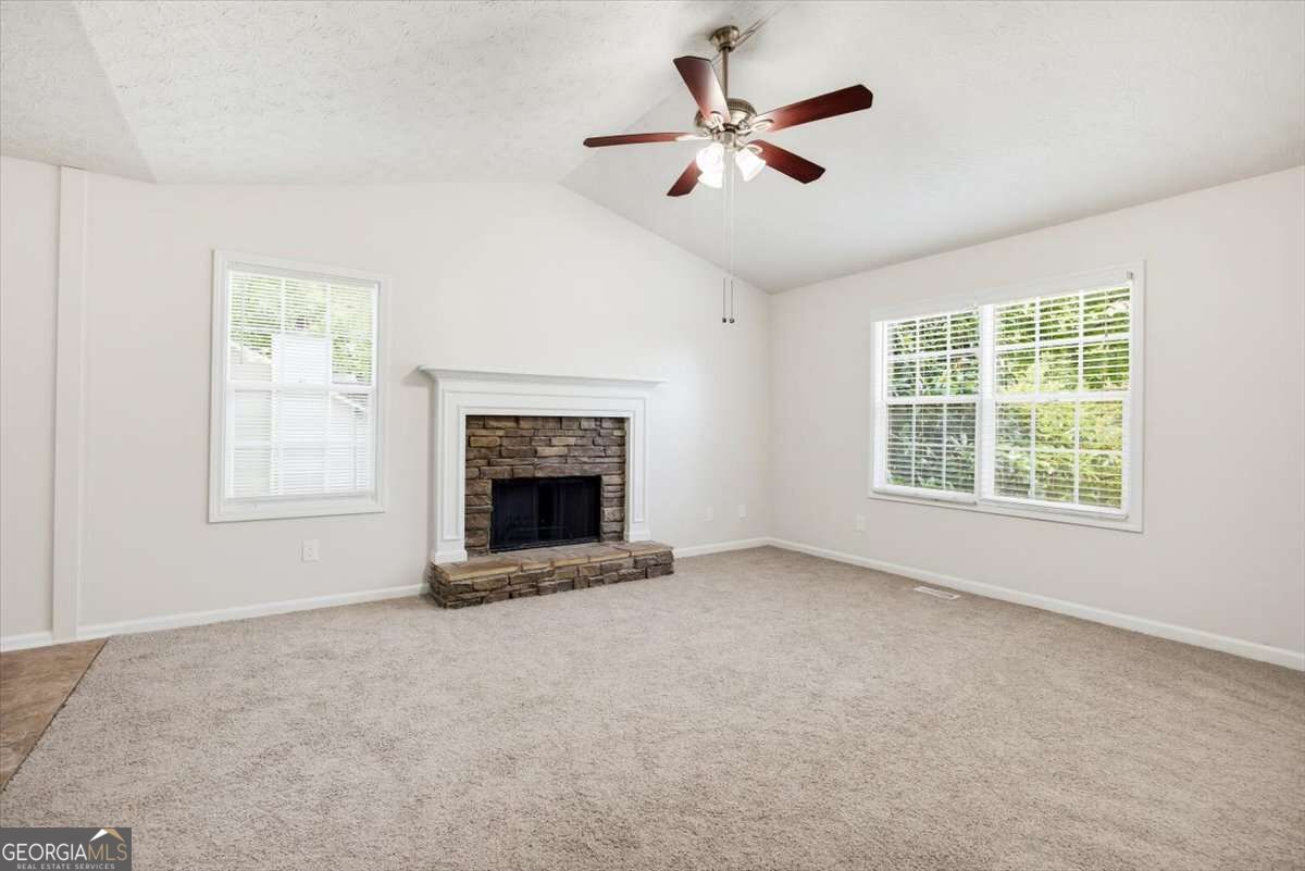 420 Blake Drive Property Photo 3