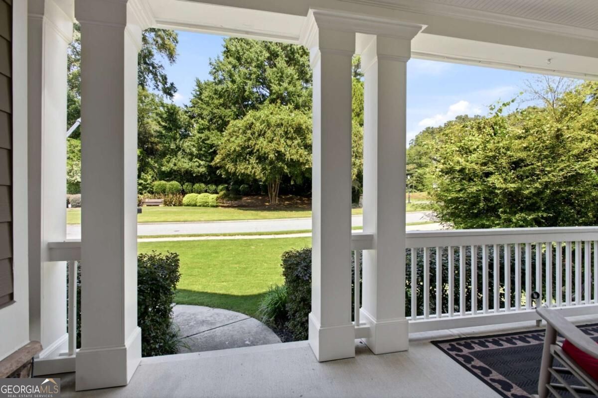 5101 Acworth Enclave Drive Property Photo 4