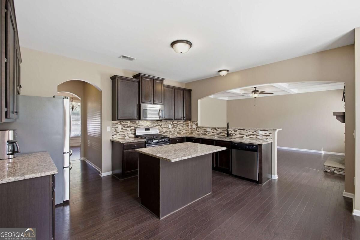 5101 Acworth Enclave Drive Property Photo 13
