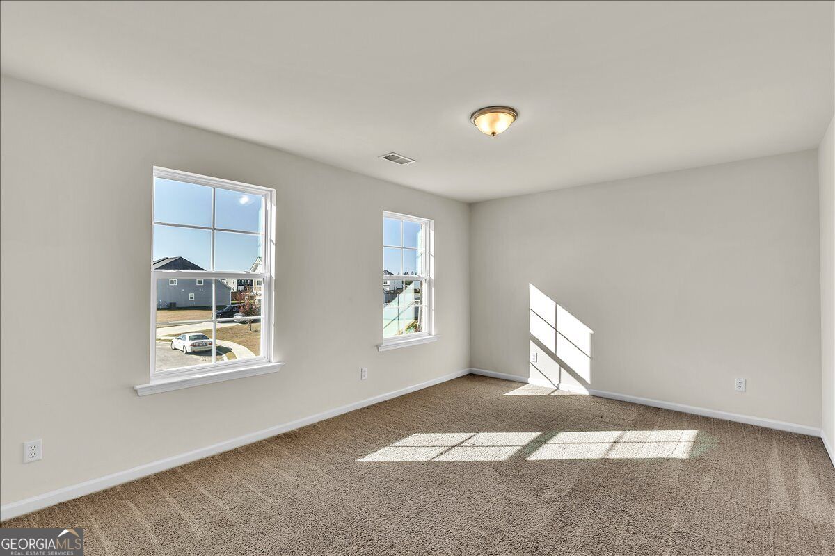 97 Gracyn Lane Ne Property Photo 39