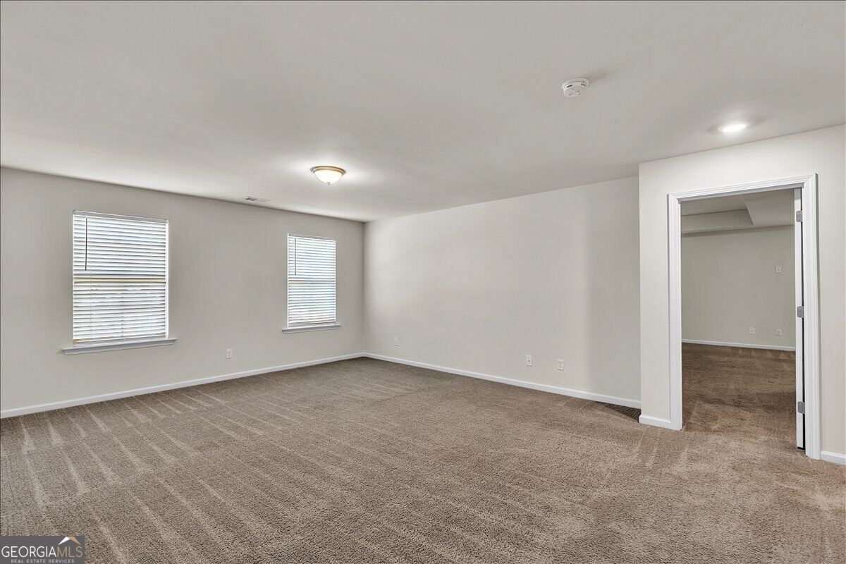 97 Gracyn Lane Ne Property Photo 43
