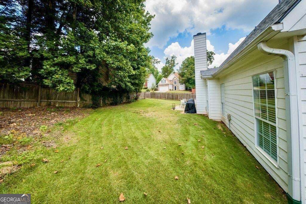 225 Shadetree Lane Property Photo 8