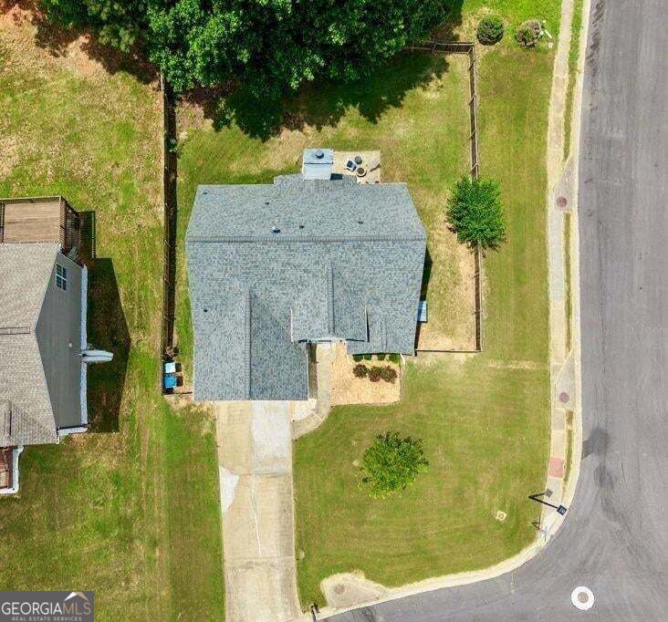 225 Shadetree Lane Property Photo 11