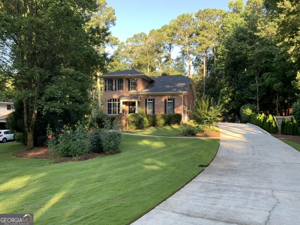 2230 Pinecliff Drive Ne Property Photo 1