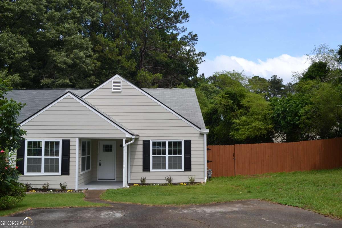 5134 Hill Farm Drive Ne Property Photo 1