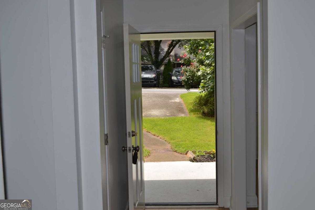 5134 Hill Farm Drive Ne Property Photo 4