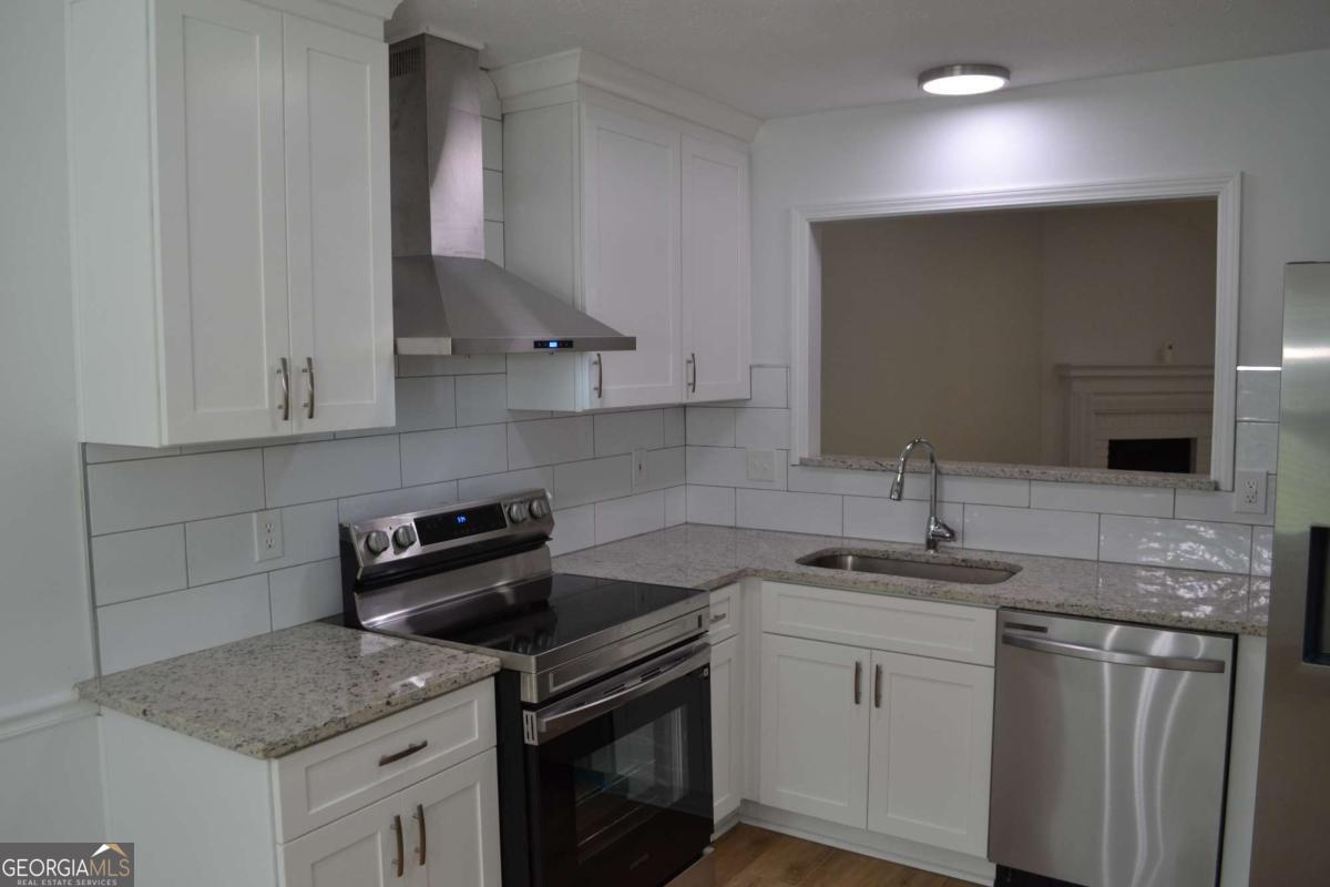 5134 Hill Farm Drive Ne Property Photo 15