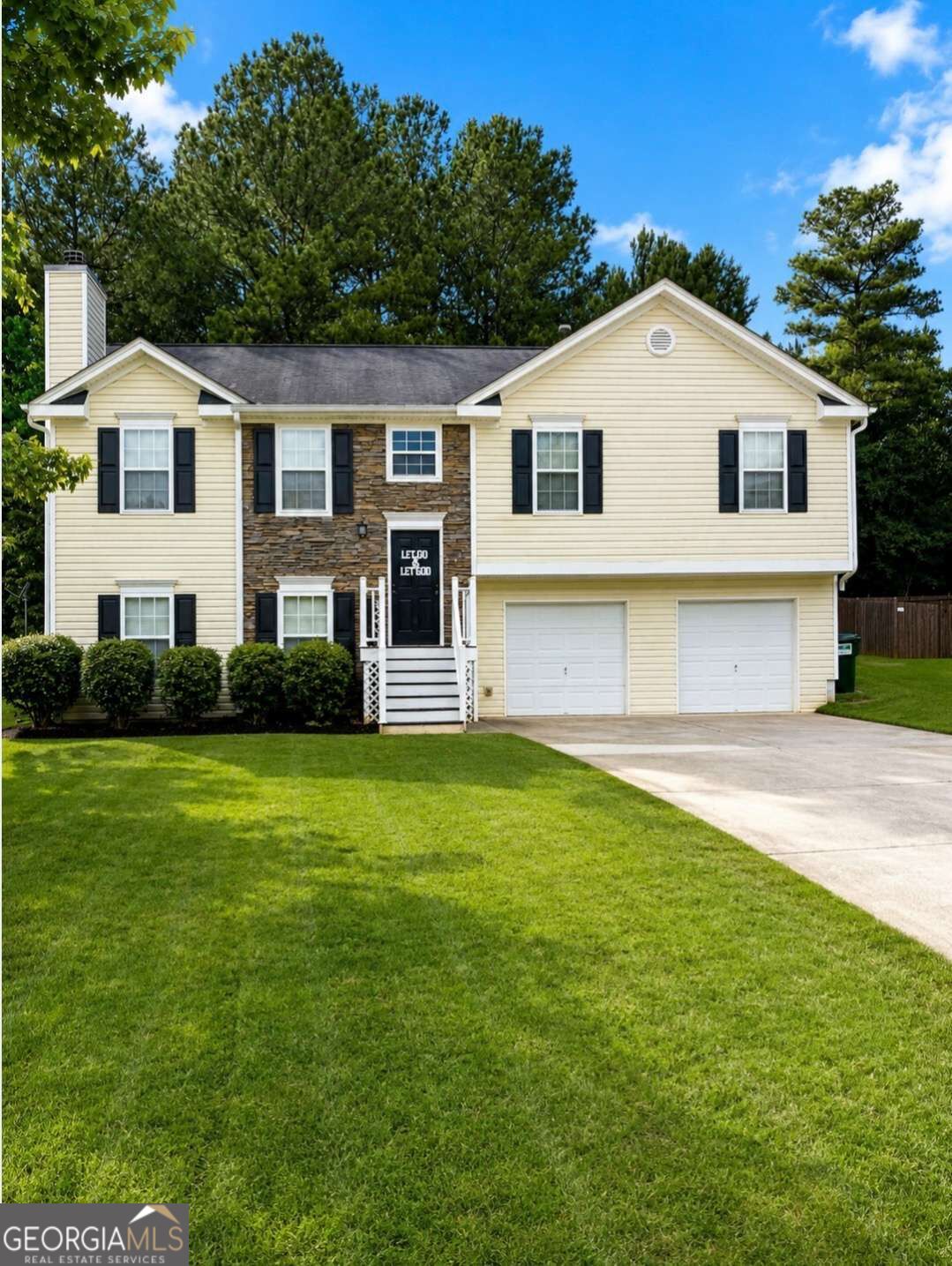 280 Bridgestone Lane Property Photo 1