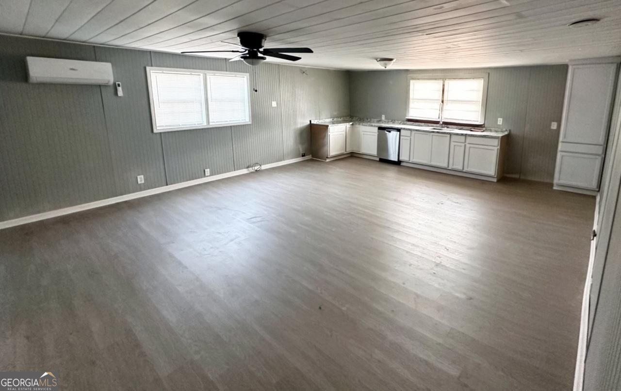 109 South Street Property Photo 2