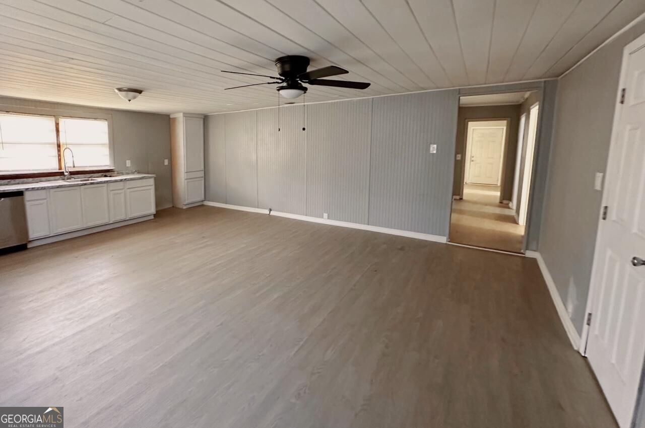 109 South Street Property Photo 3