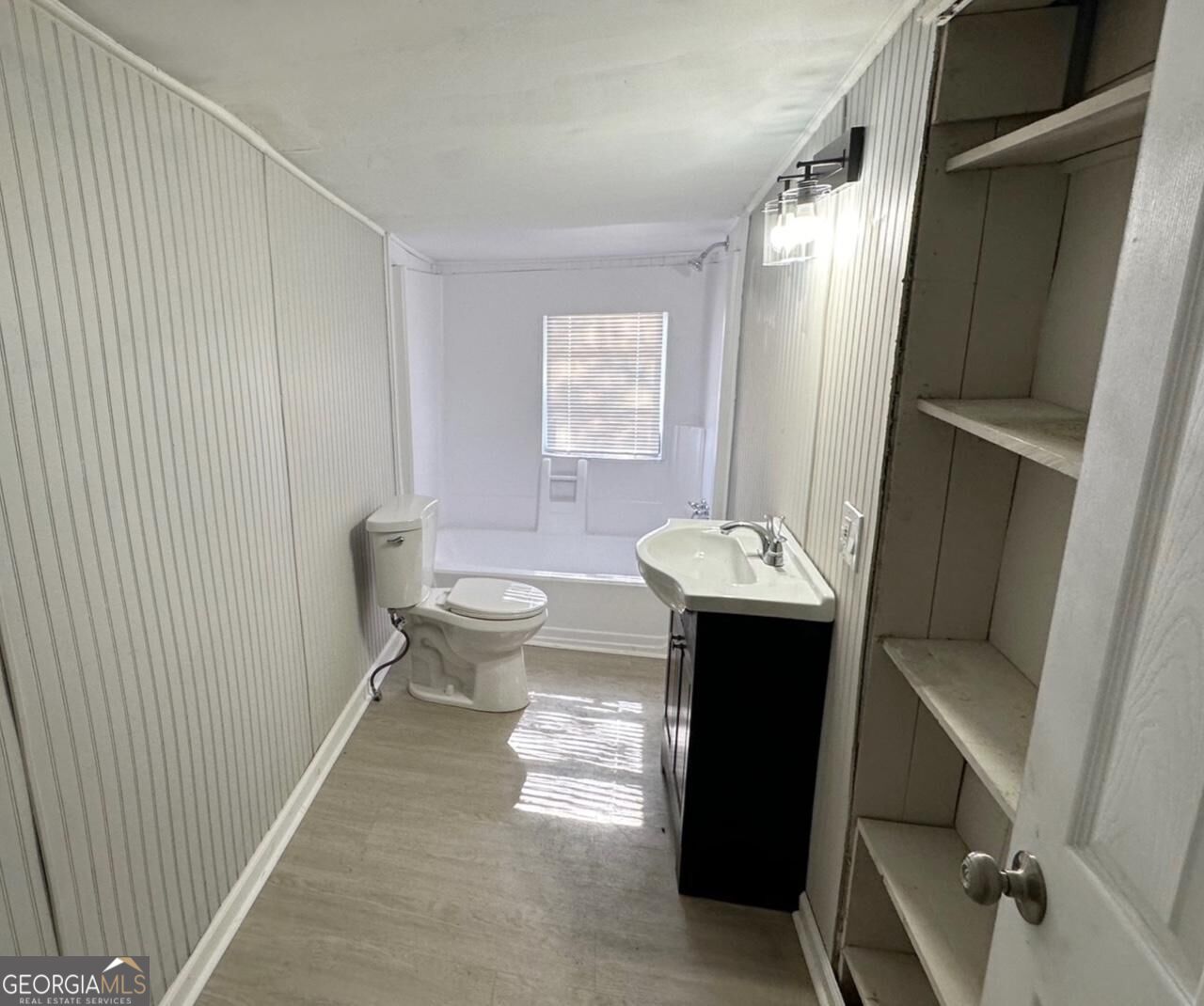 109 South Street Property Photo 8