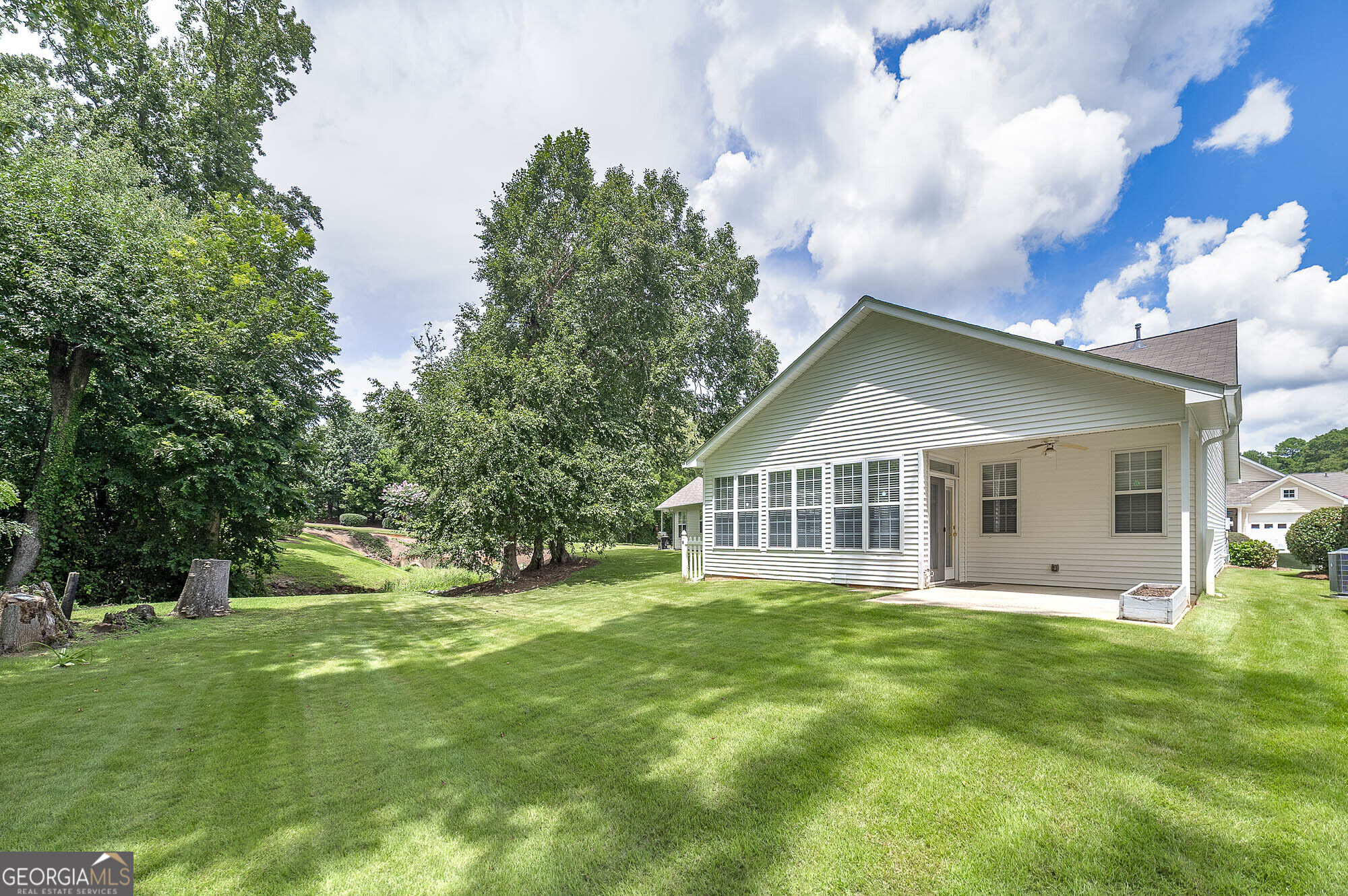 310 Singing Brook Lane Property Photo 8