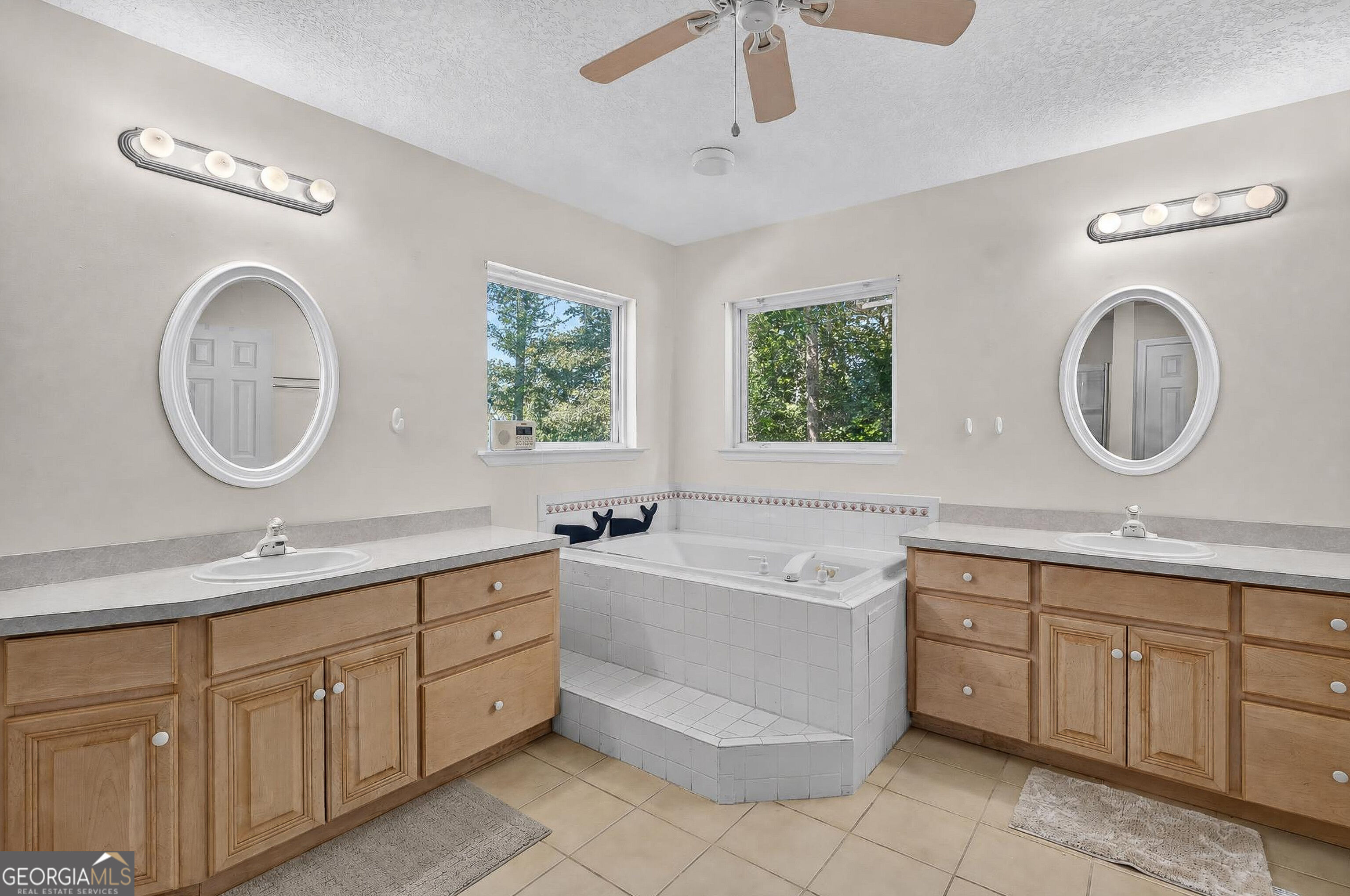 1188 Jessica Drive Se Property Photo 15
