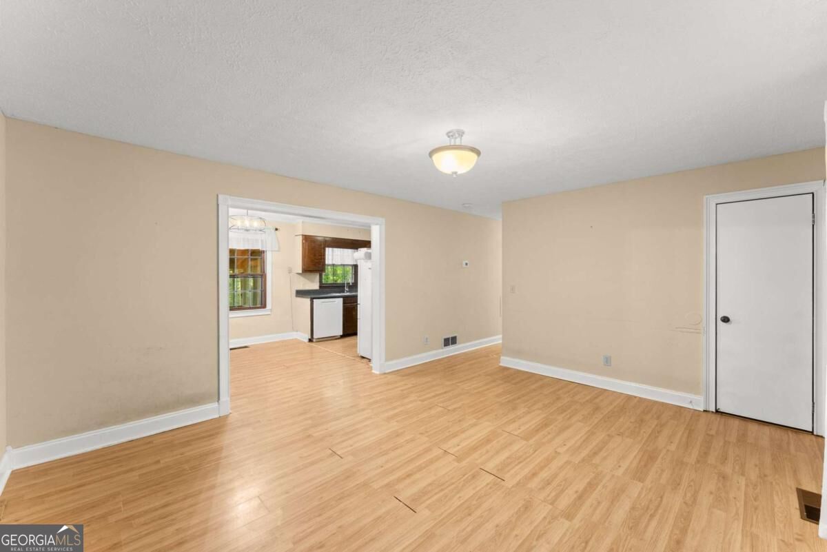 3489 Bell Road Property Photo 10
