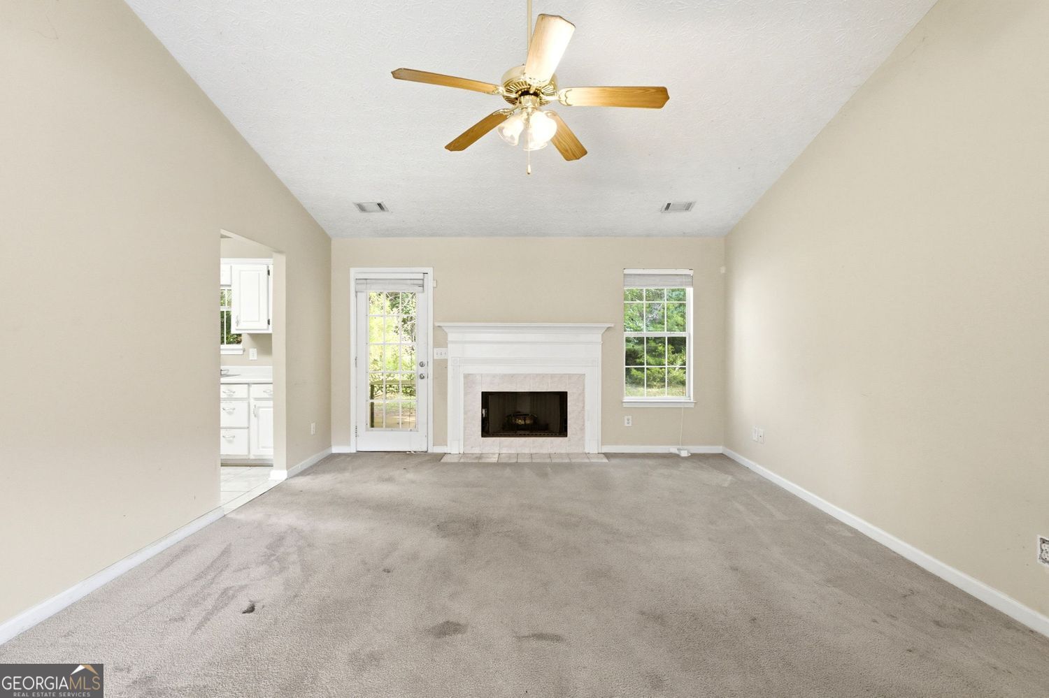 25 Mountainview Drive Property Photo 8