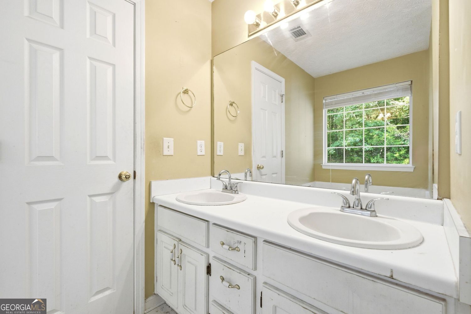 25 Mountainview Drive Property Photo 24