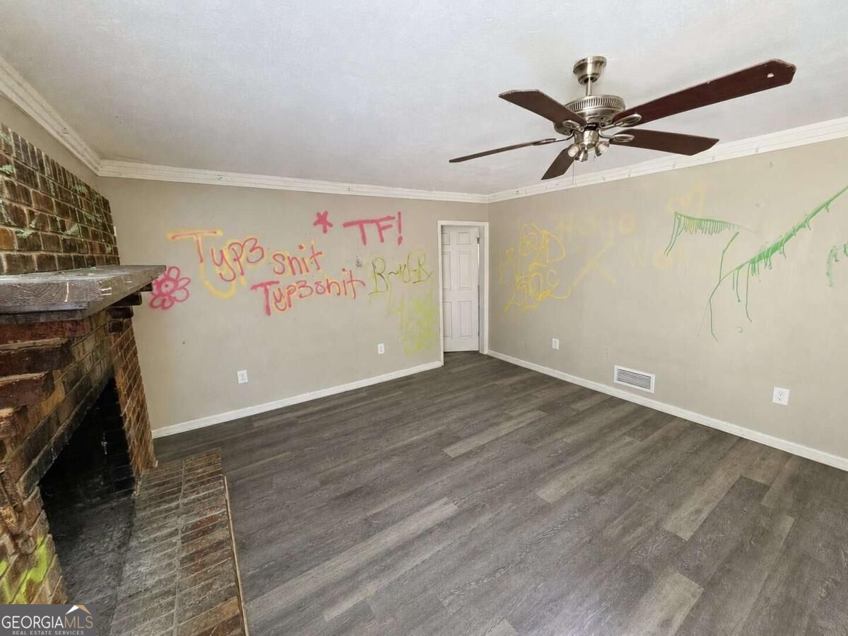 524 Sawmill Road Property Photo 3