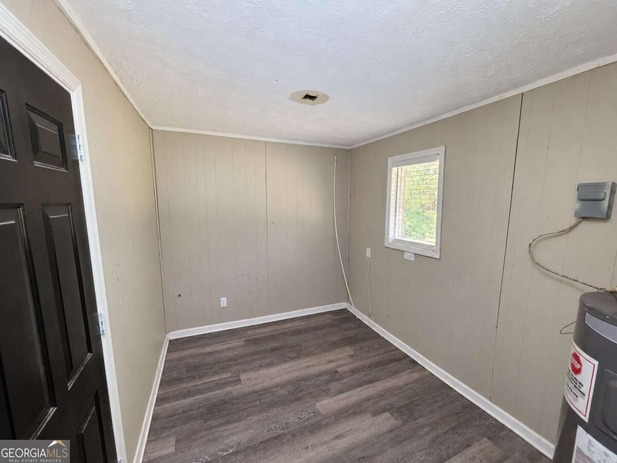 524 Sawmill Road Property Photo 4