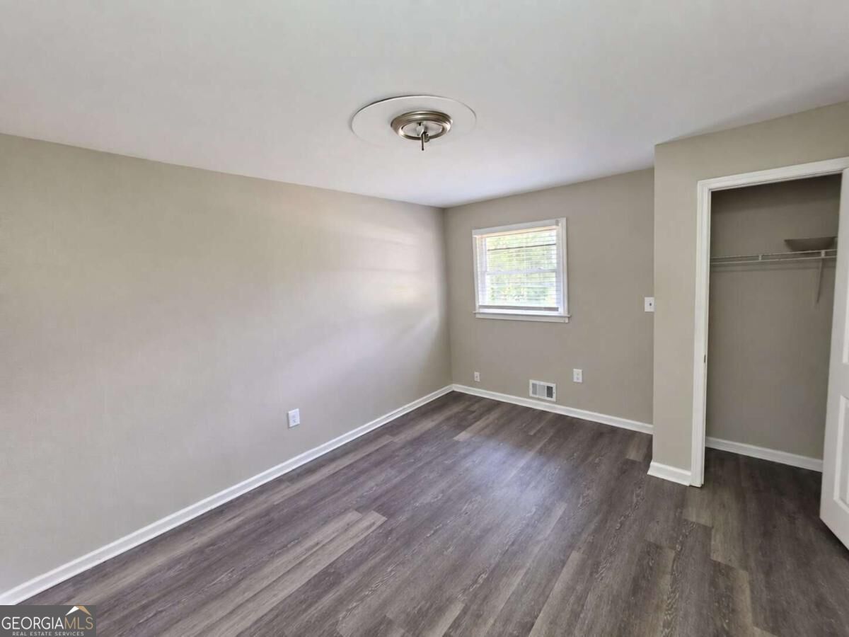 524 Sawmill Road Property Photo 10