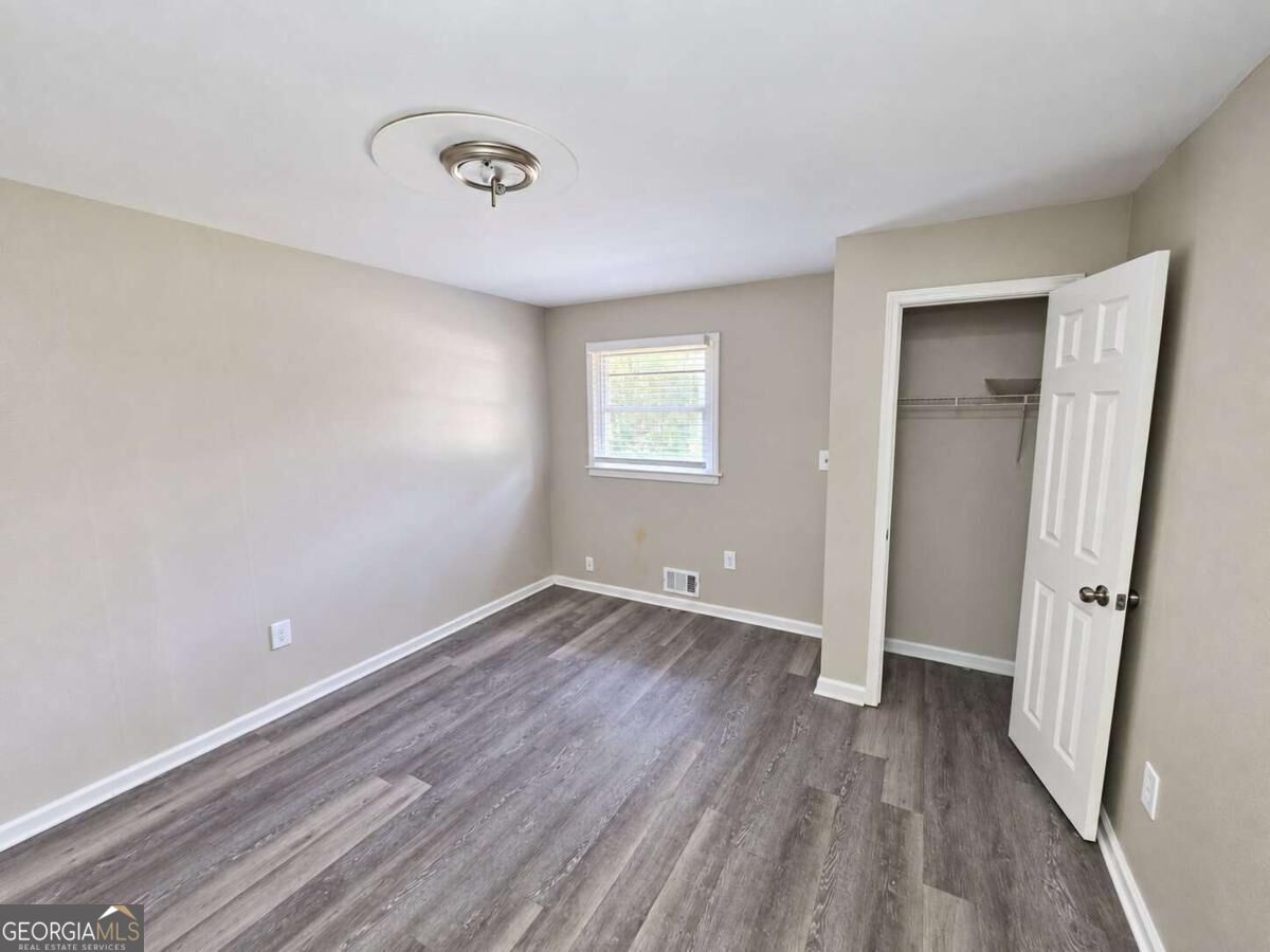 524 Sawmill Road Property Photo 11
