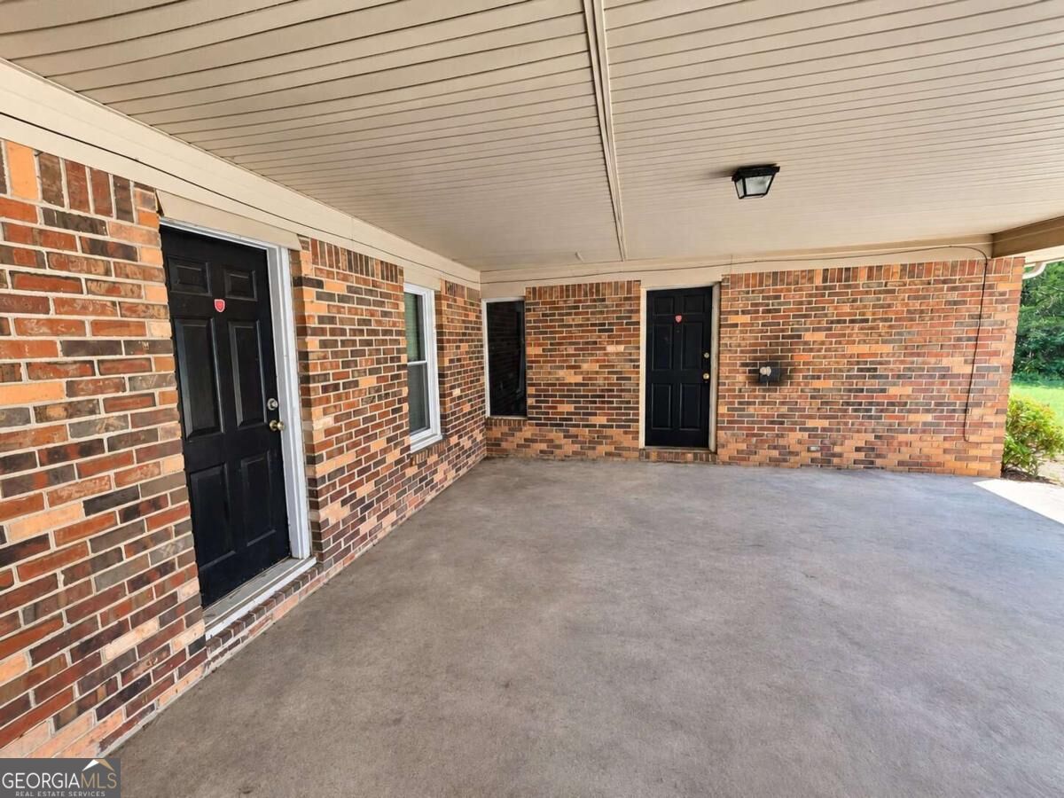 524 Sawmill Road Property Photo 18