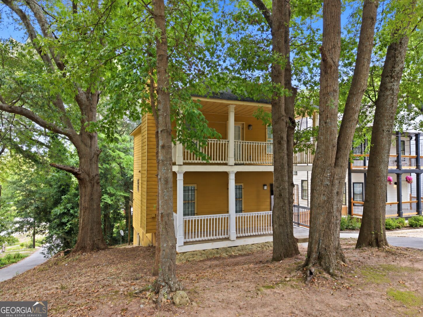 423 Tazor Street Nw Property Photo 1