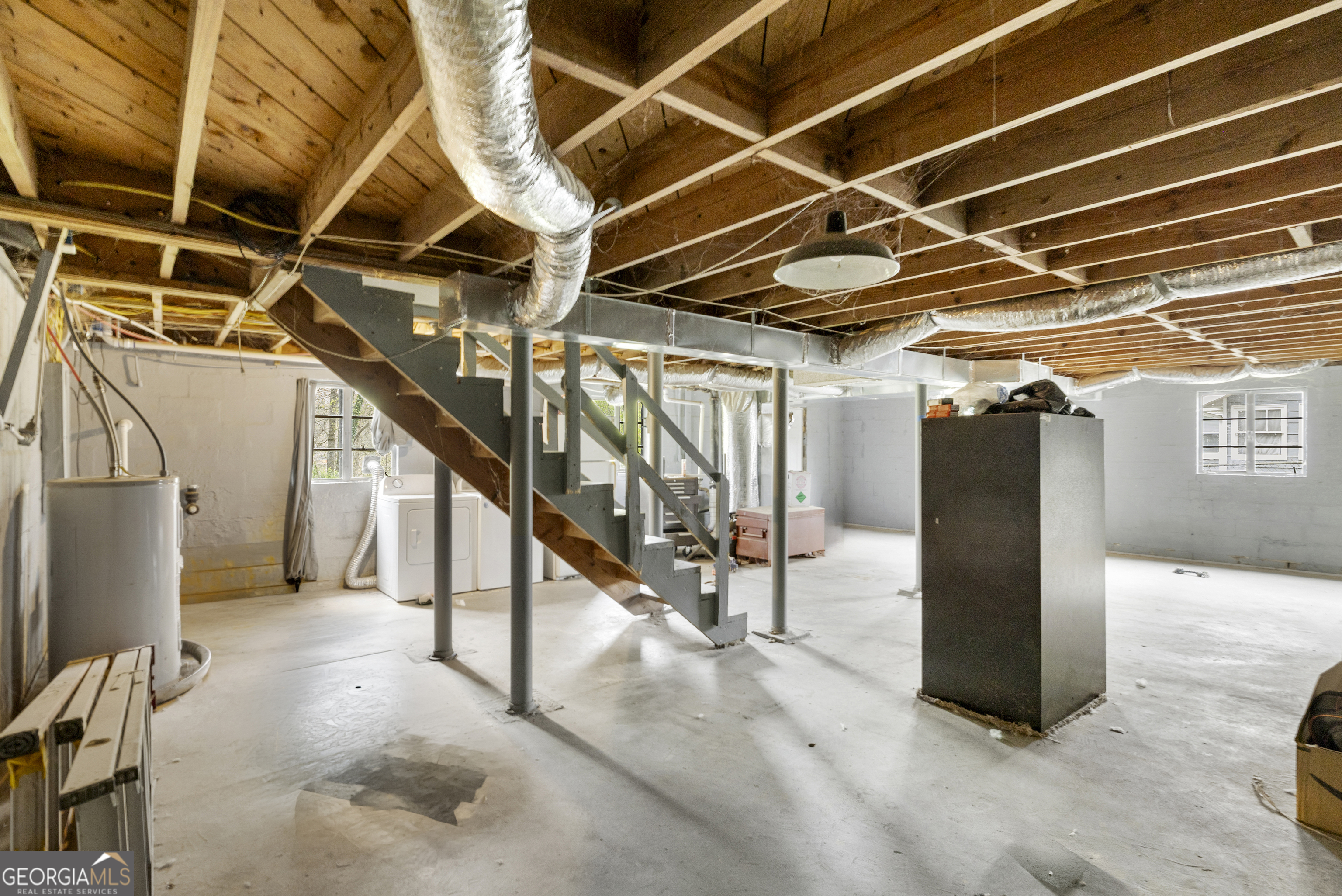 455 Warren Street Property Photo 20