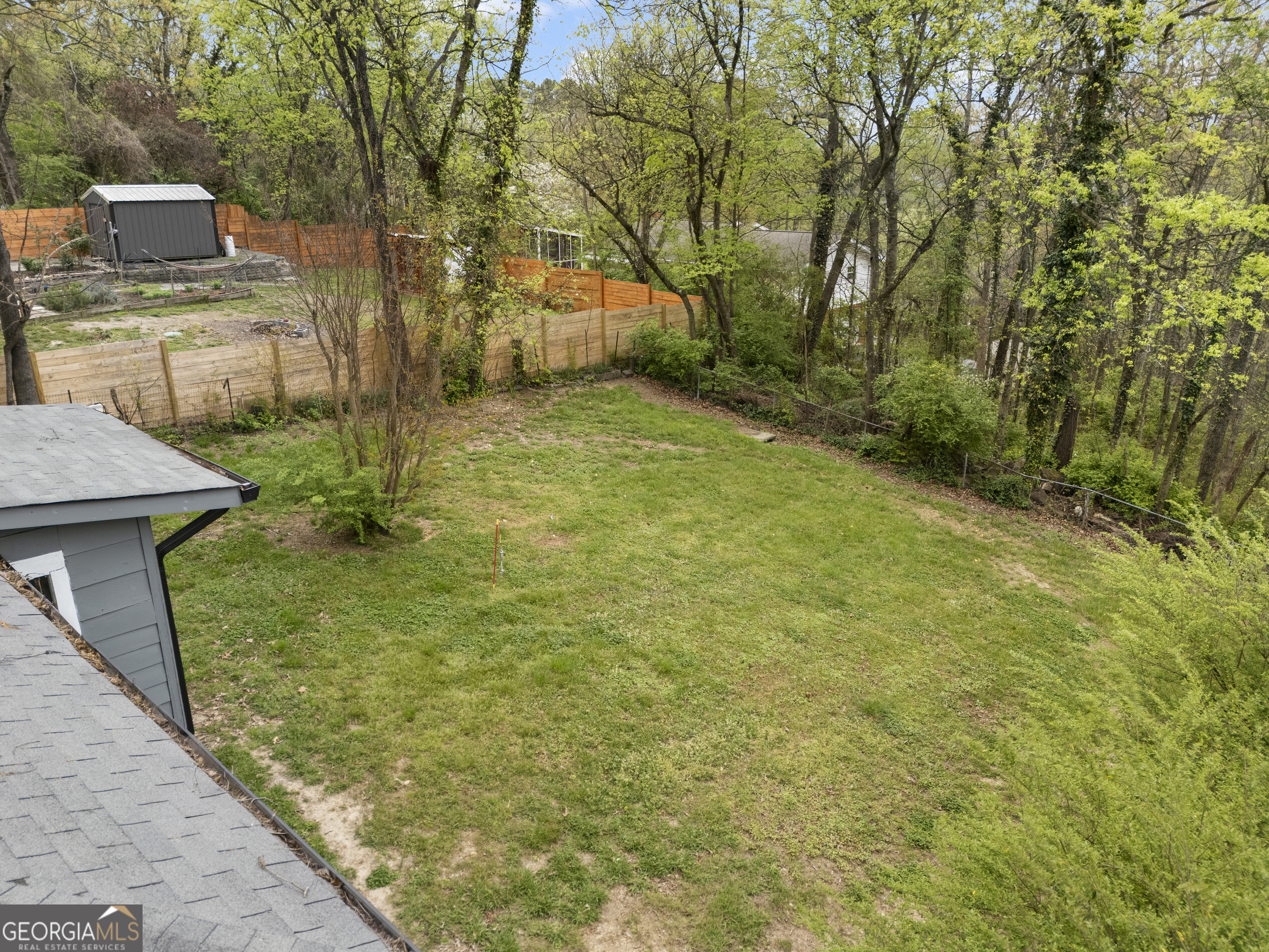 455 Warren Street Property Photo 25