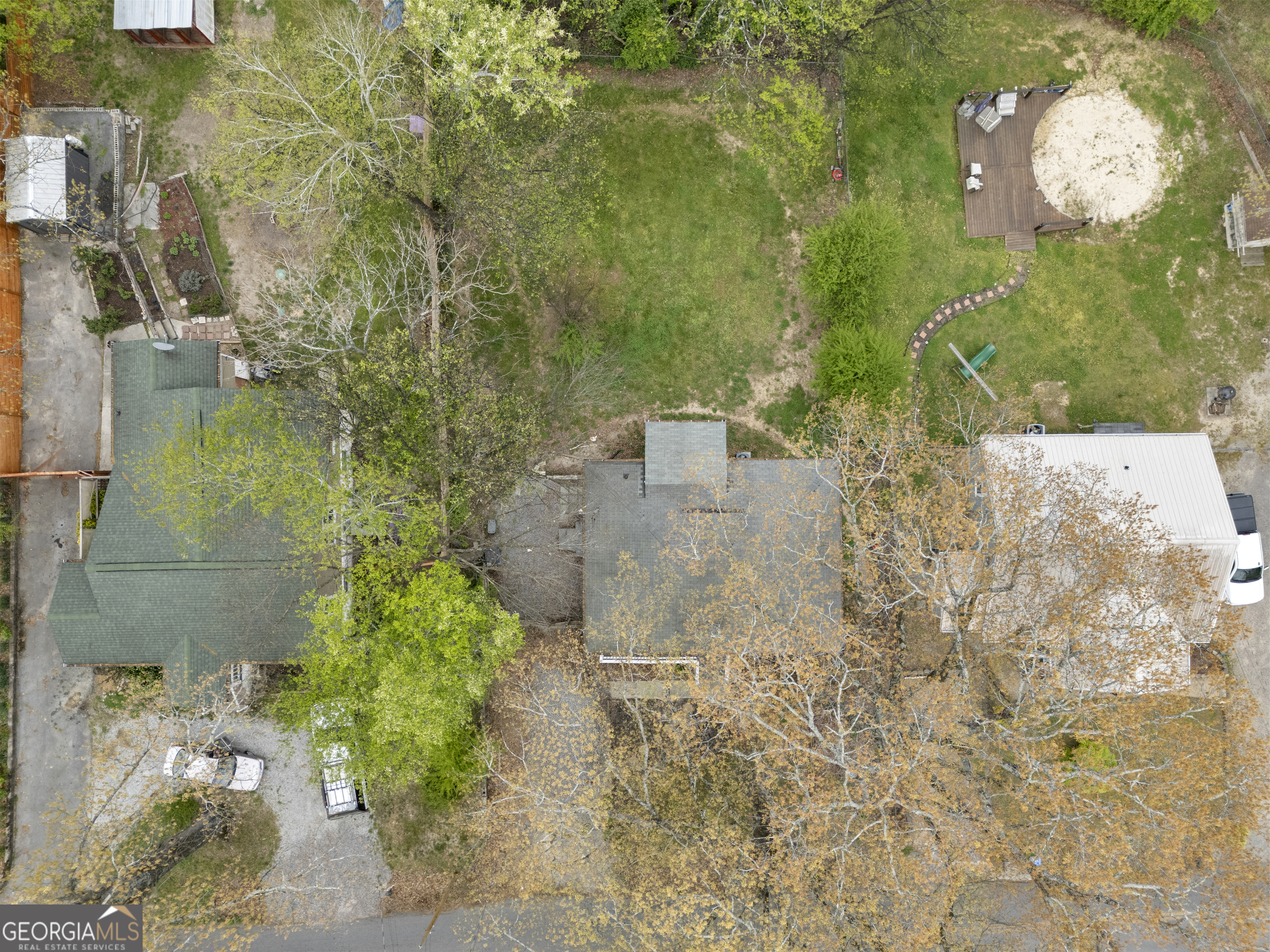 455 Warren Street Property Photo 26