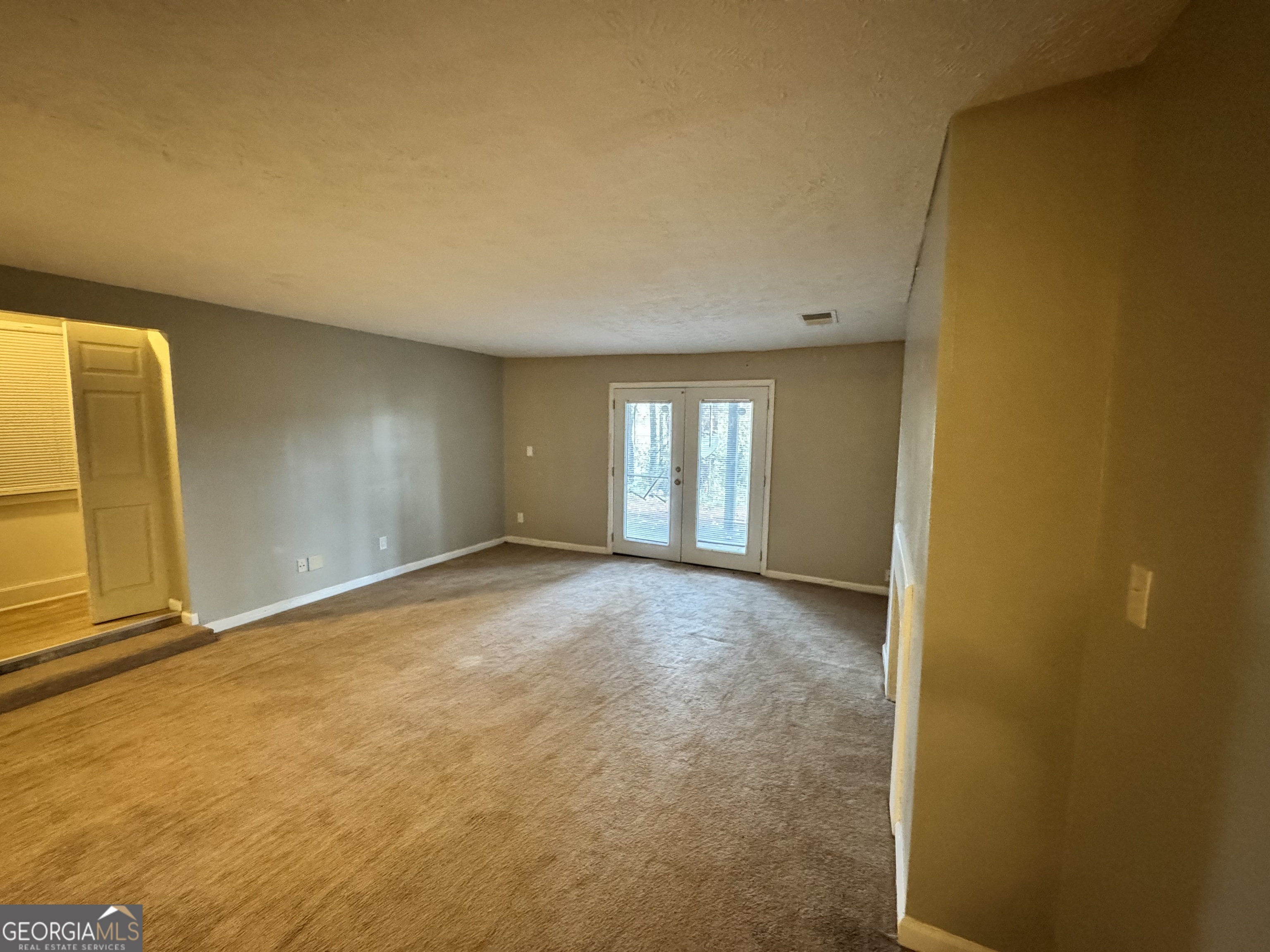 3575 Oakvale Road # 911 Property Photo 4
