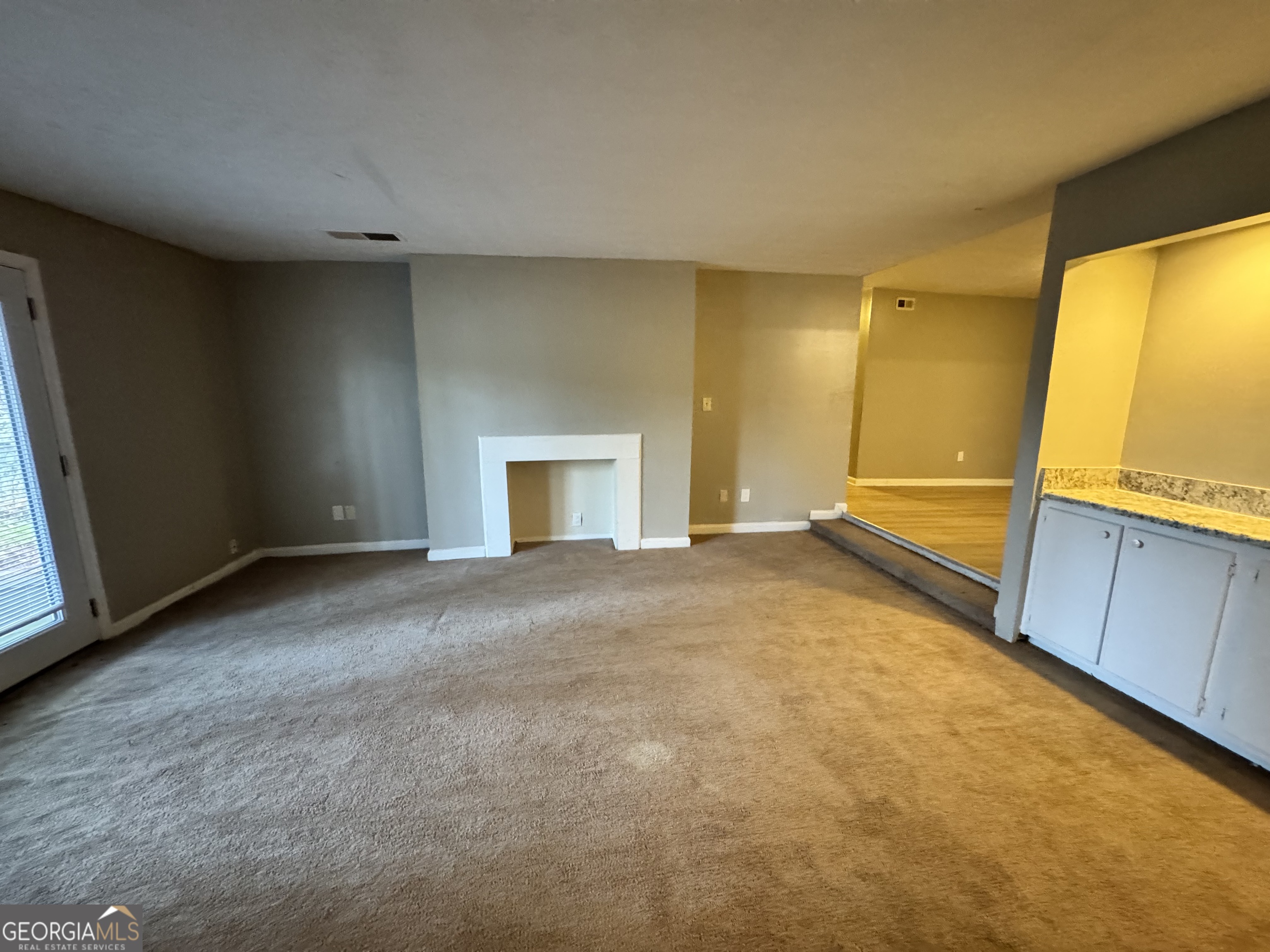 3575 Oakvale Road # 911 Property Photo 6