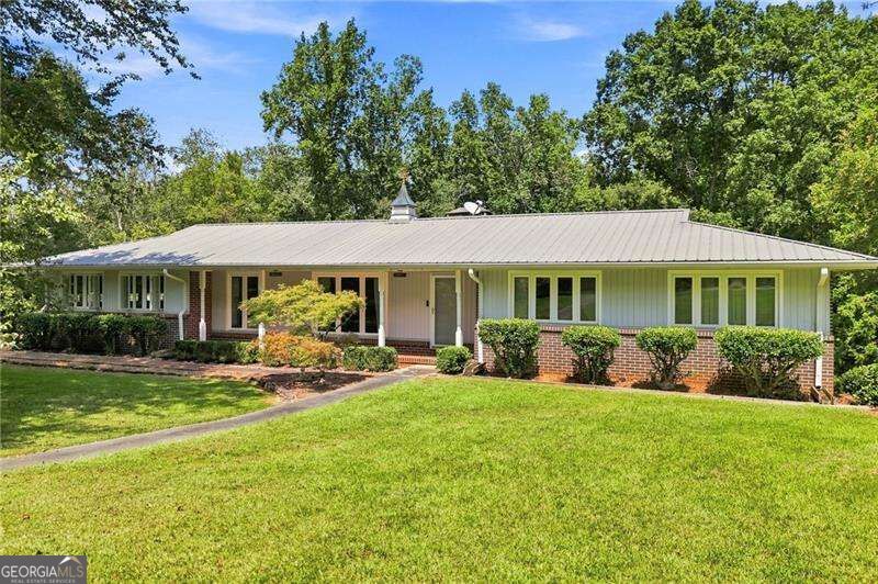 327 Green Drive Property Photo 1