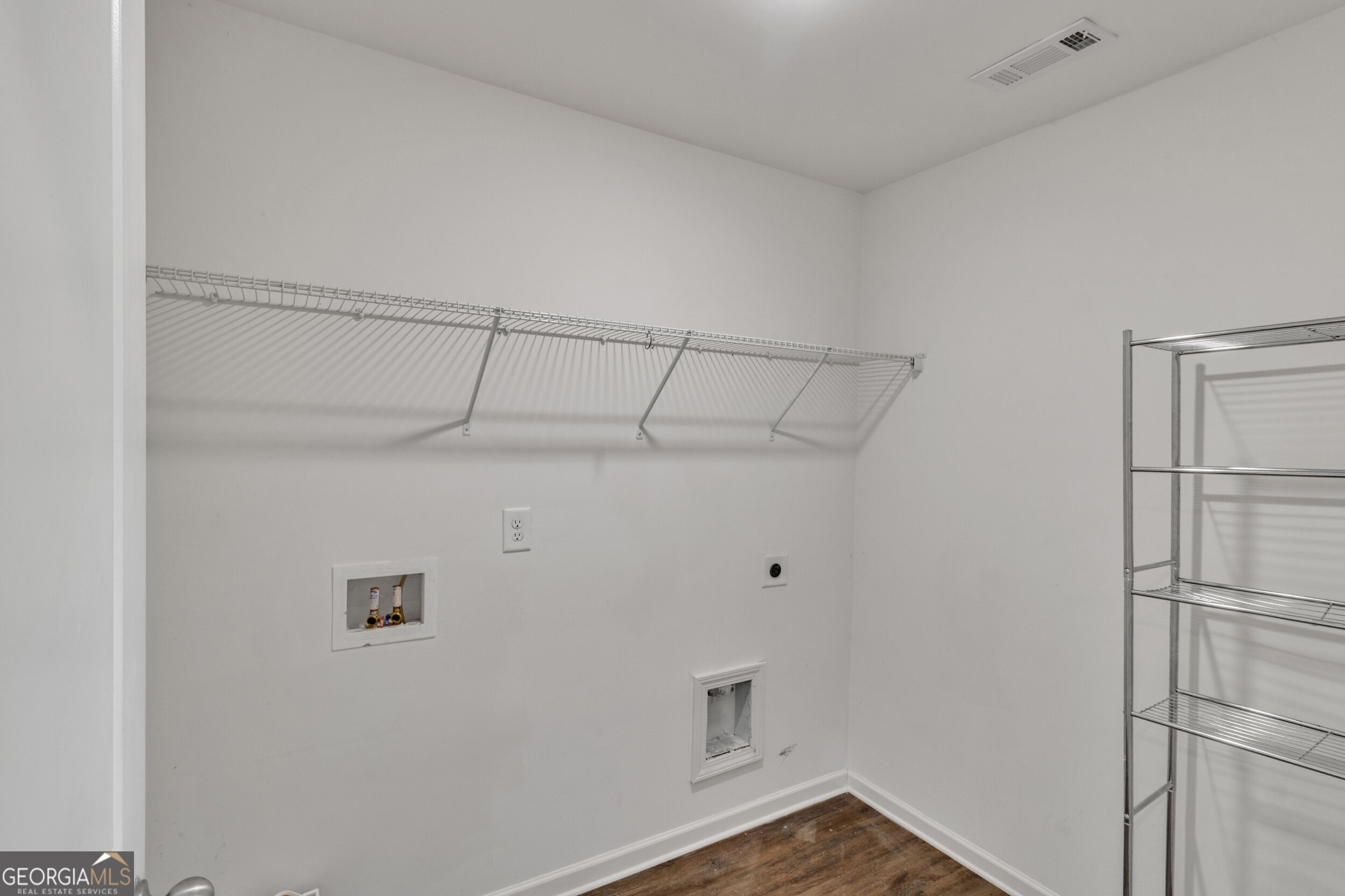 143 Coldwater Way Property Photo 31