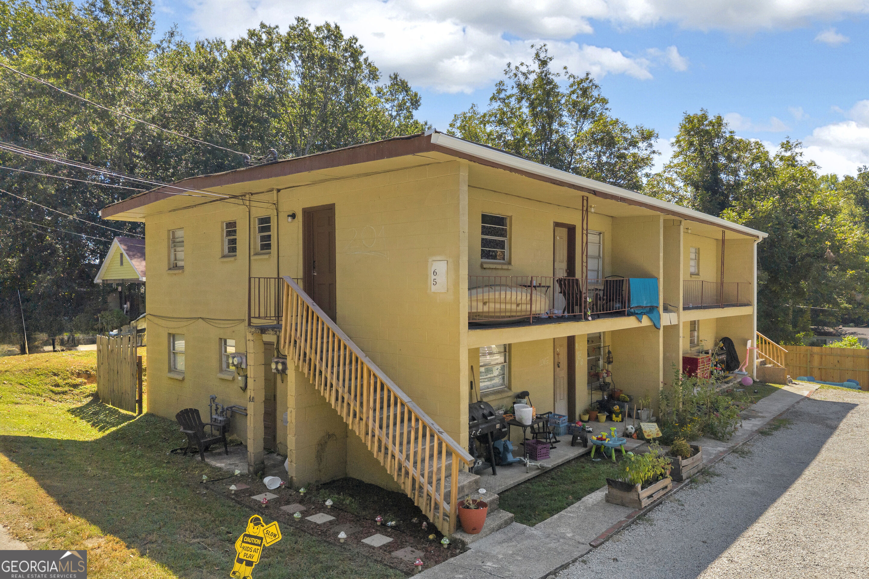 65 Hughes Street Property Photo 6