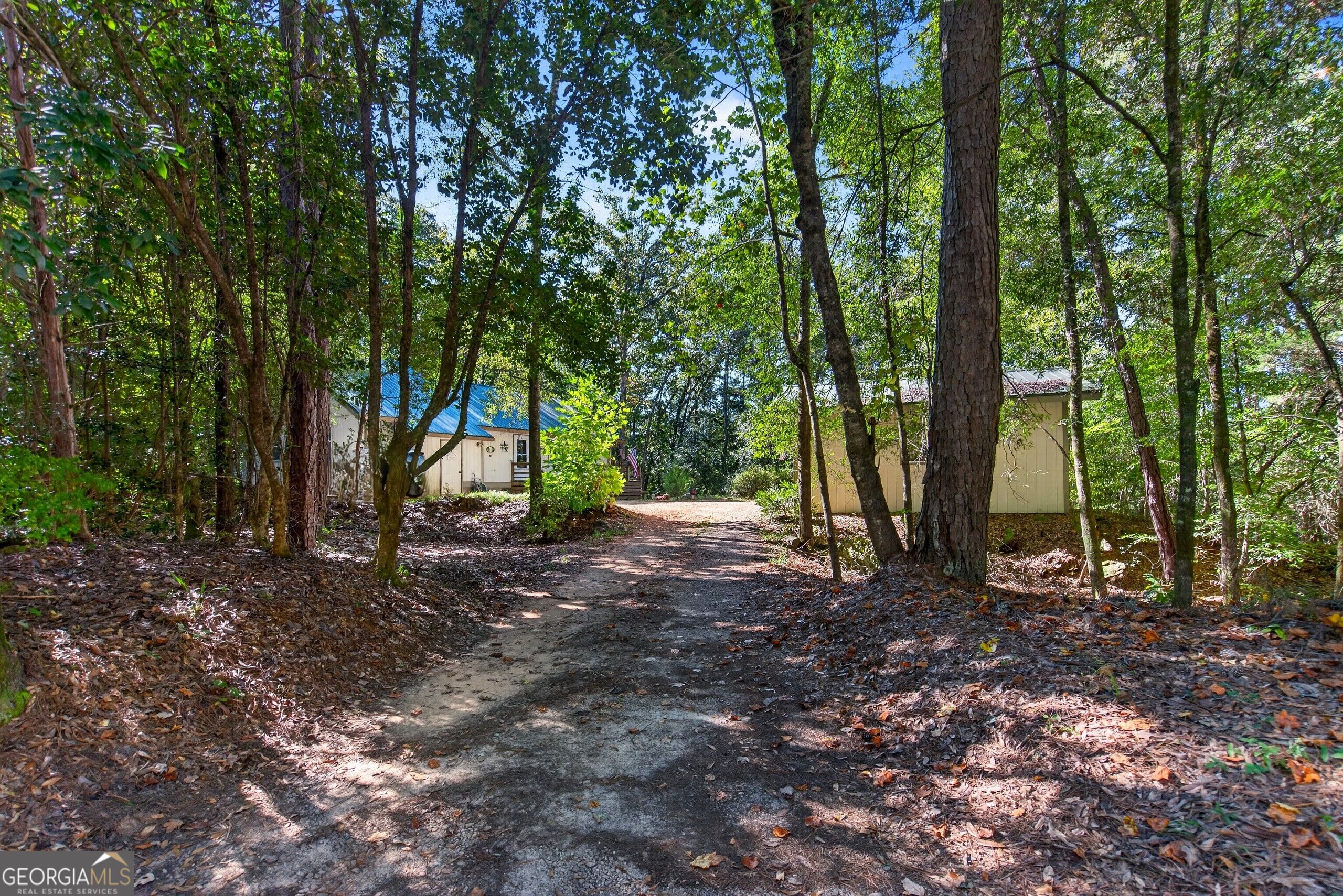 1942 Salem Road Property Photo 2