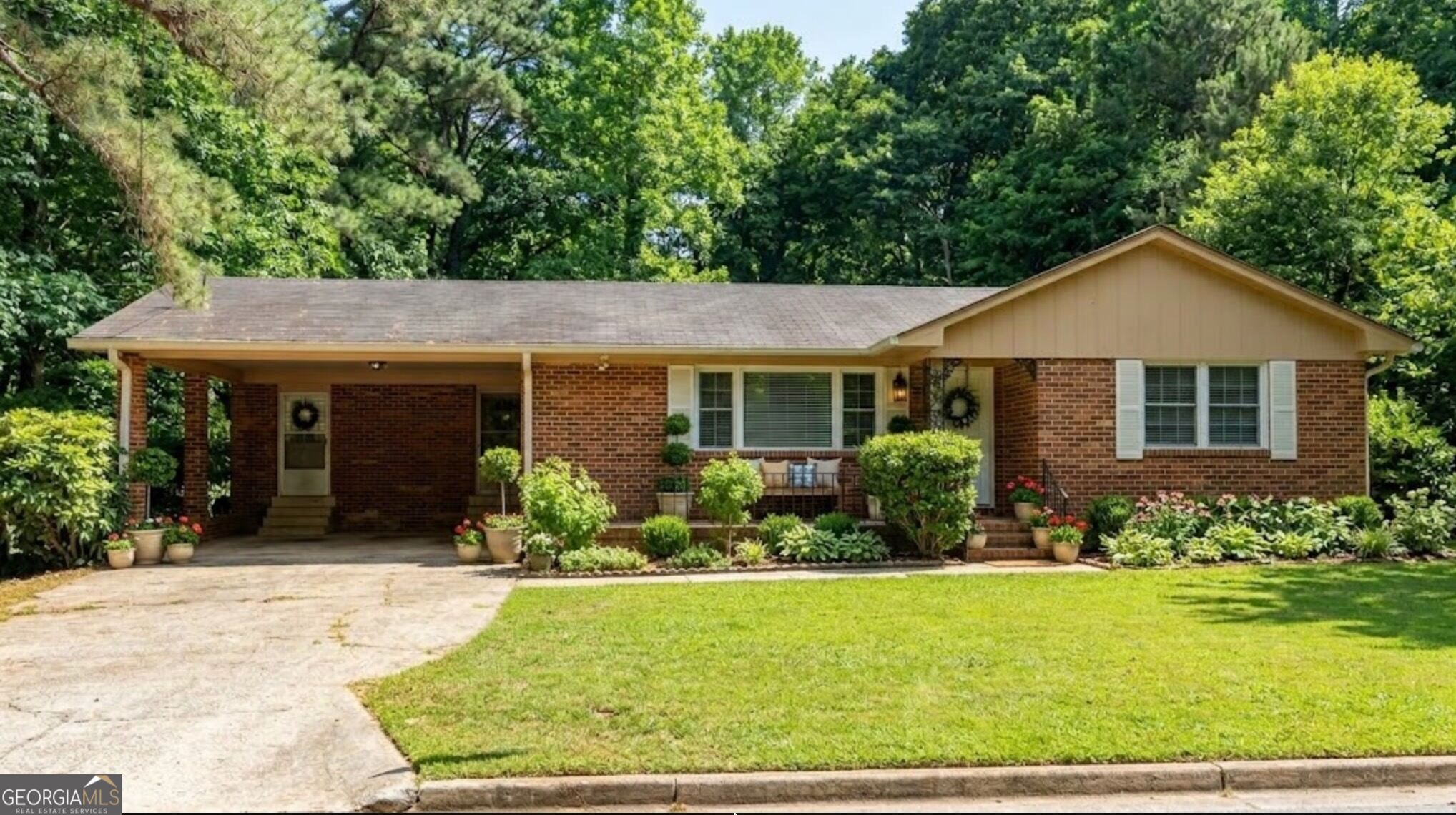 3496 Mount Gilead Road SW Property Photo 1