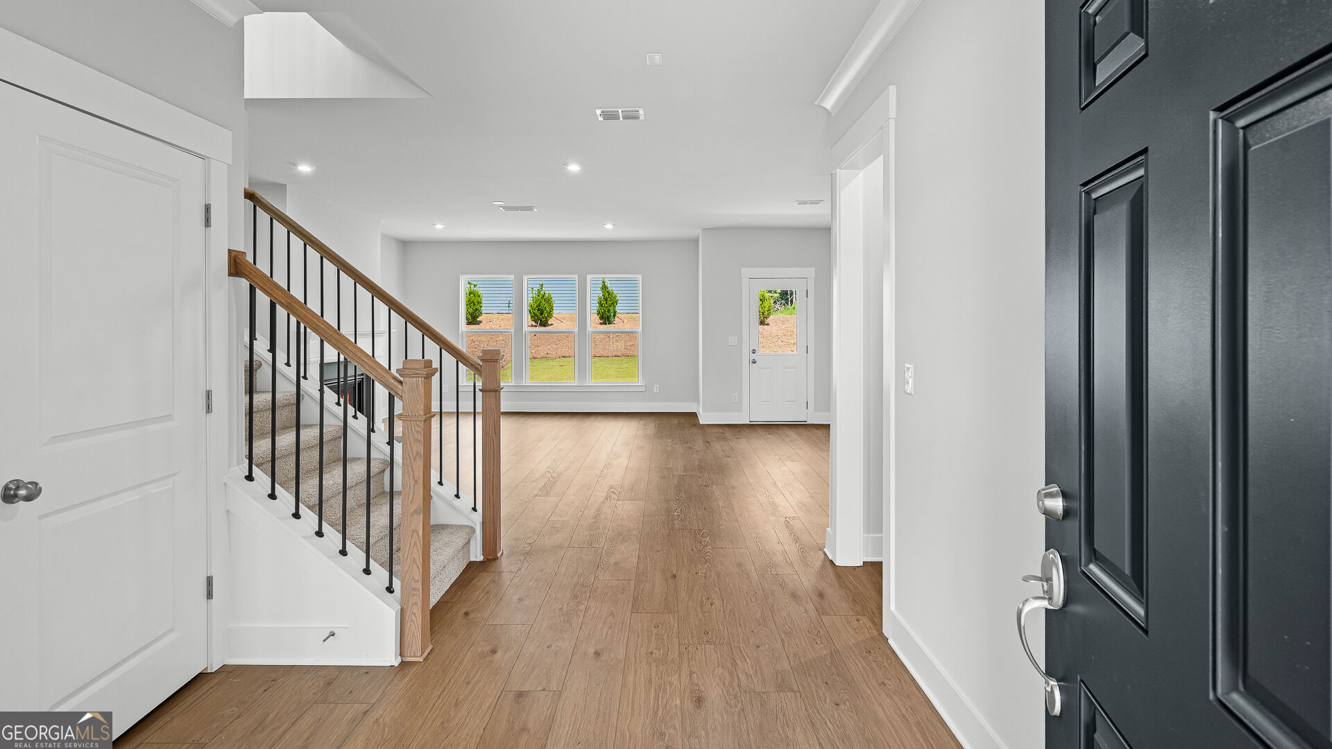 4753 Sunburst Street Property Photo 4