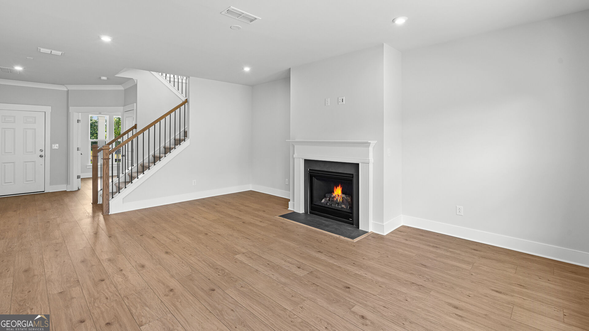 4753 Sunburst Street Property Photo 8