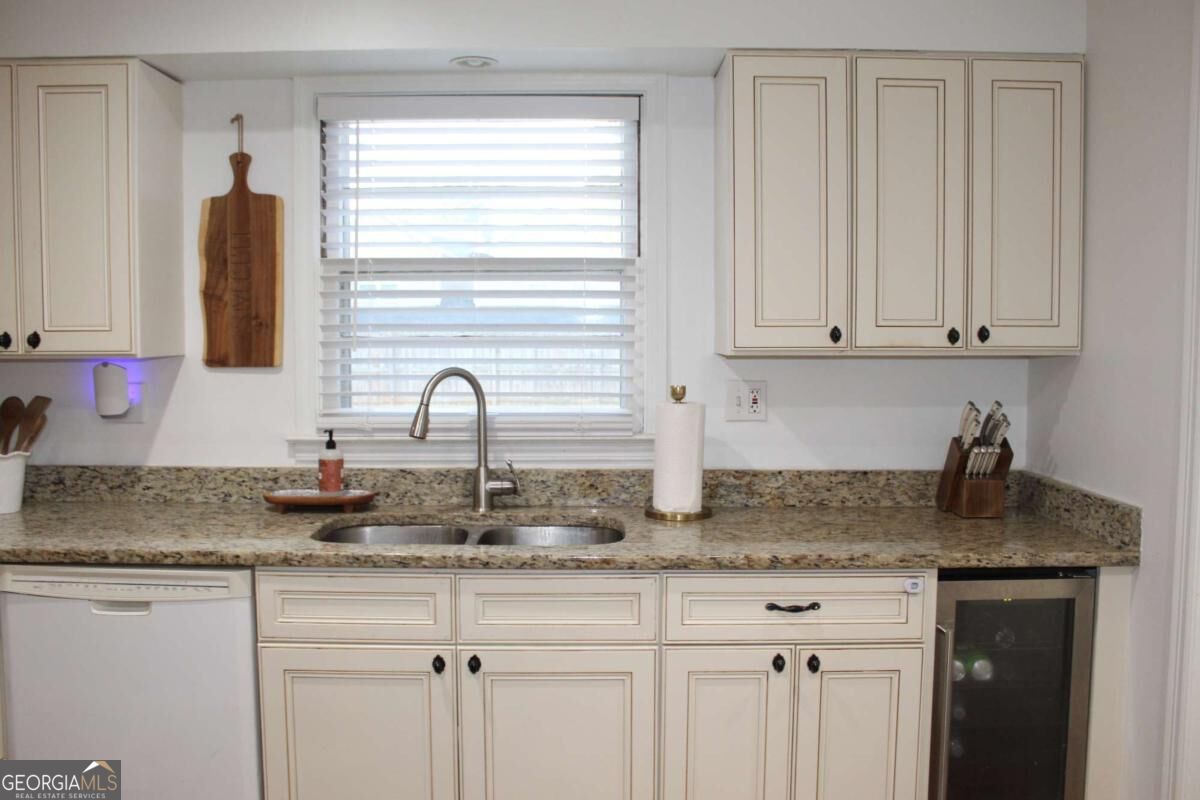 15 Georgia Boulevard Property Photo 9