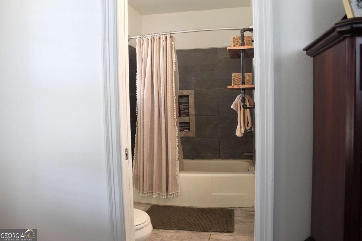 15 Georgia Boulevard Property Photo 16