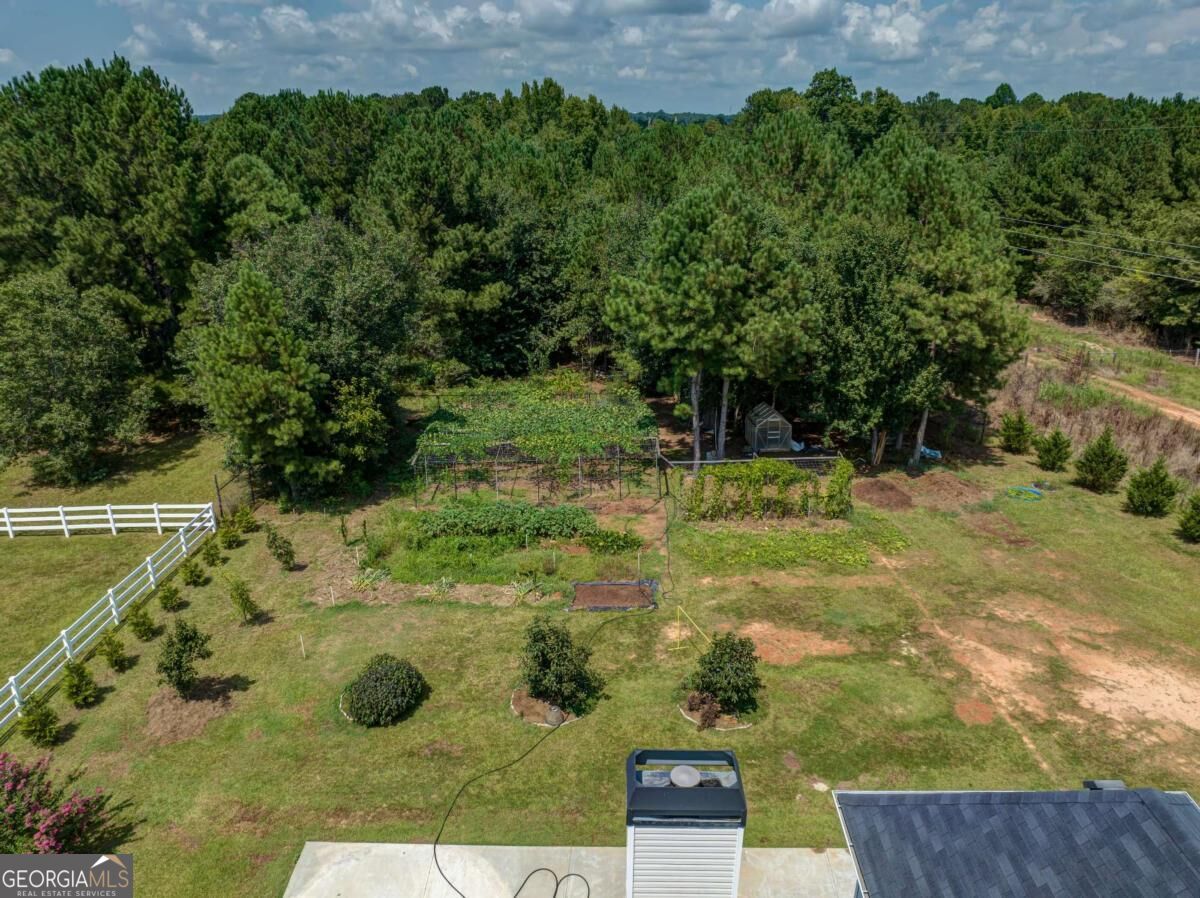 249 Hedgewood Drive Property Photo 13