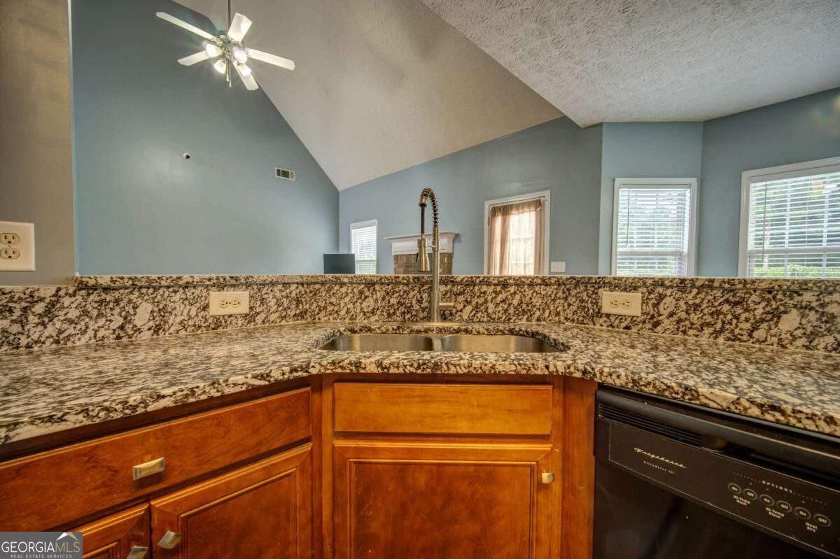 249 Hedgewood Drive Property Photo 17