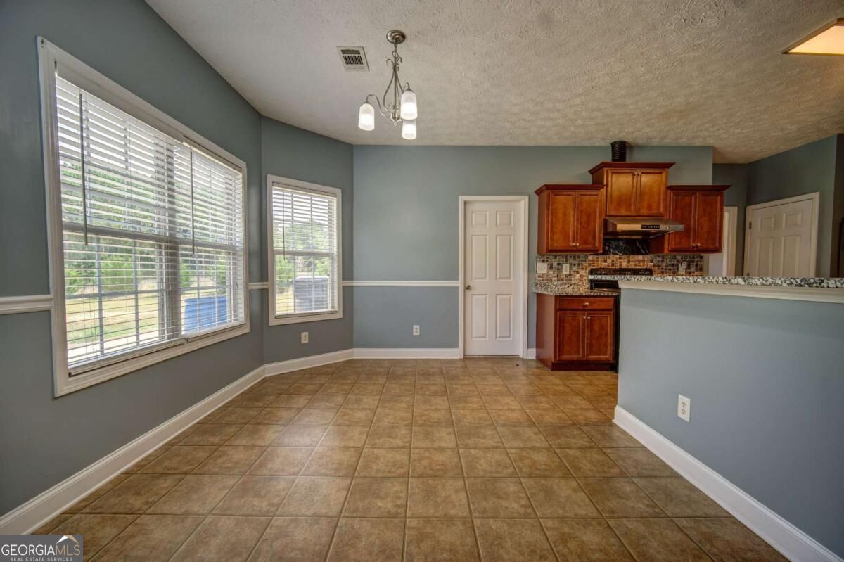 249 Hedgewood Drive Property Photo 26