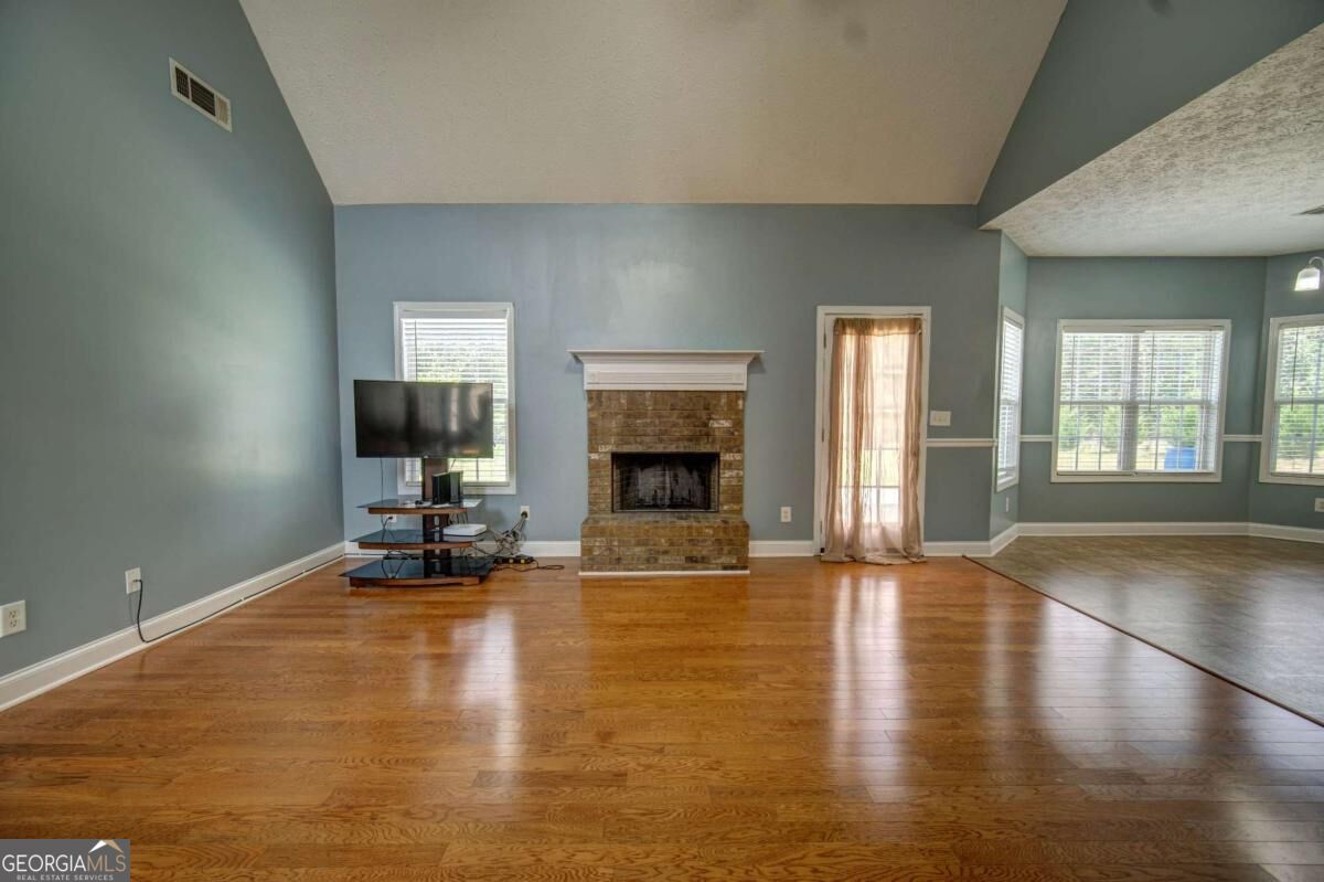 249 Hedgewood Drive Property Photo 34