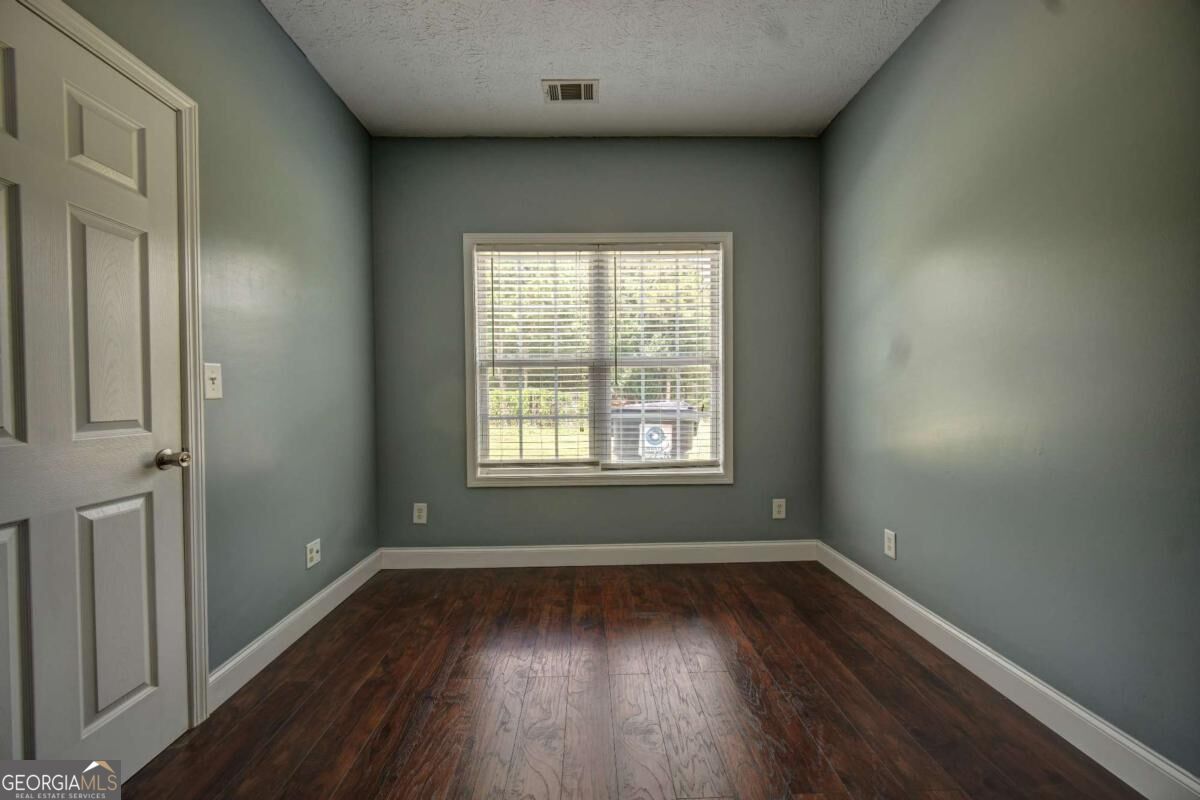 249 Hedgewood Drive Property Photo 39