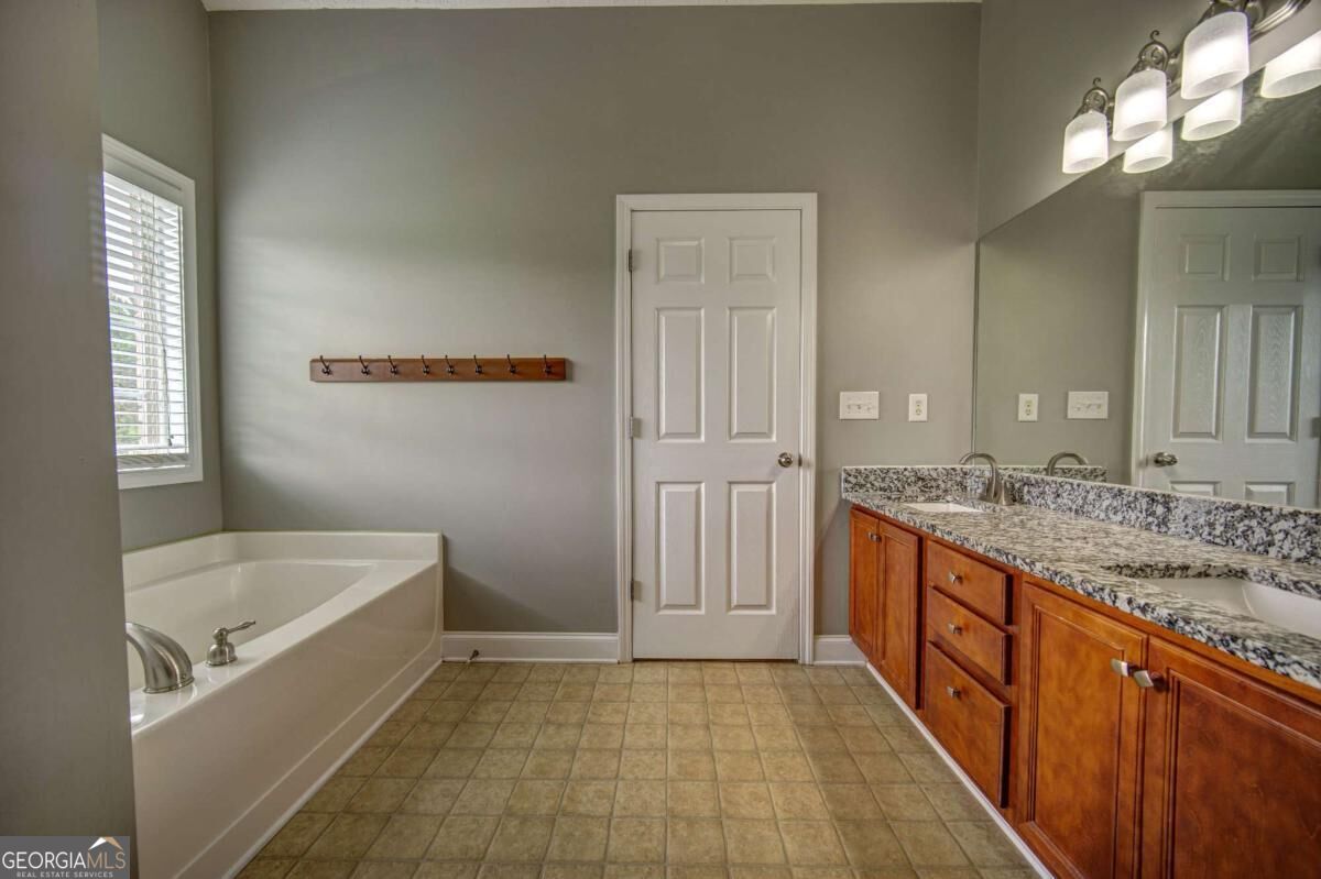 249 Hedgewood Drive Property Photo 58