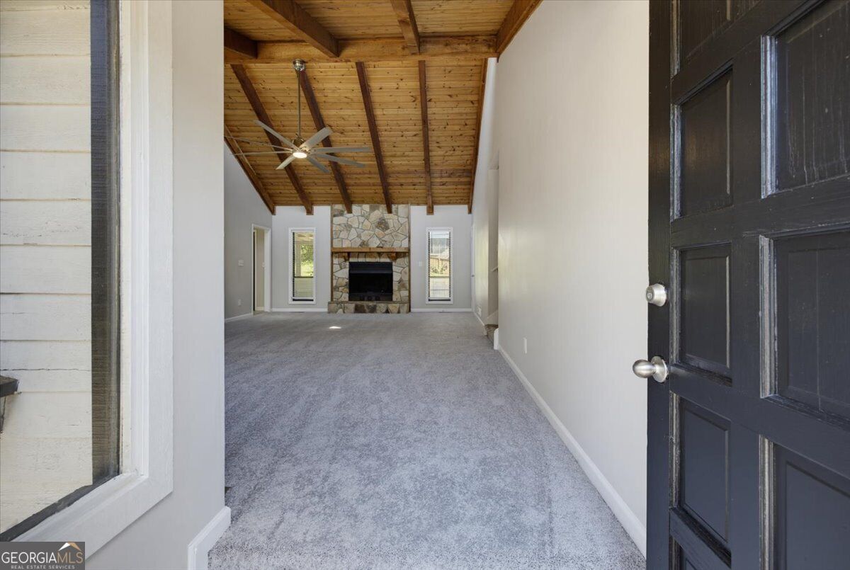 2996 Rockbridge Road Property Photo 4