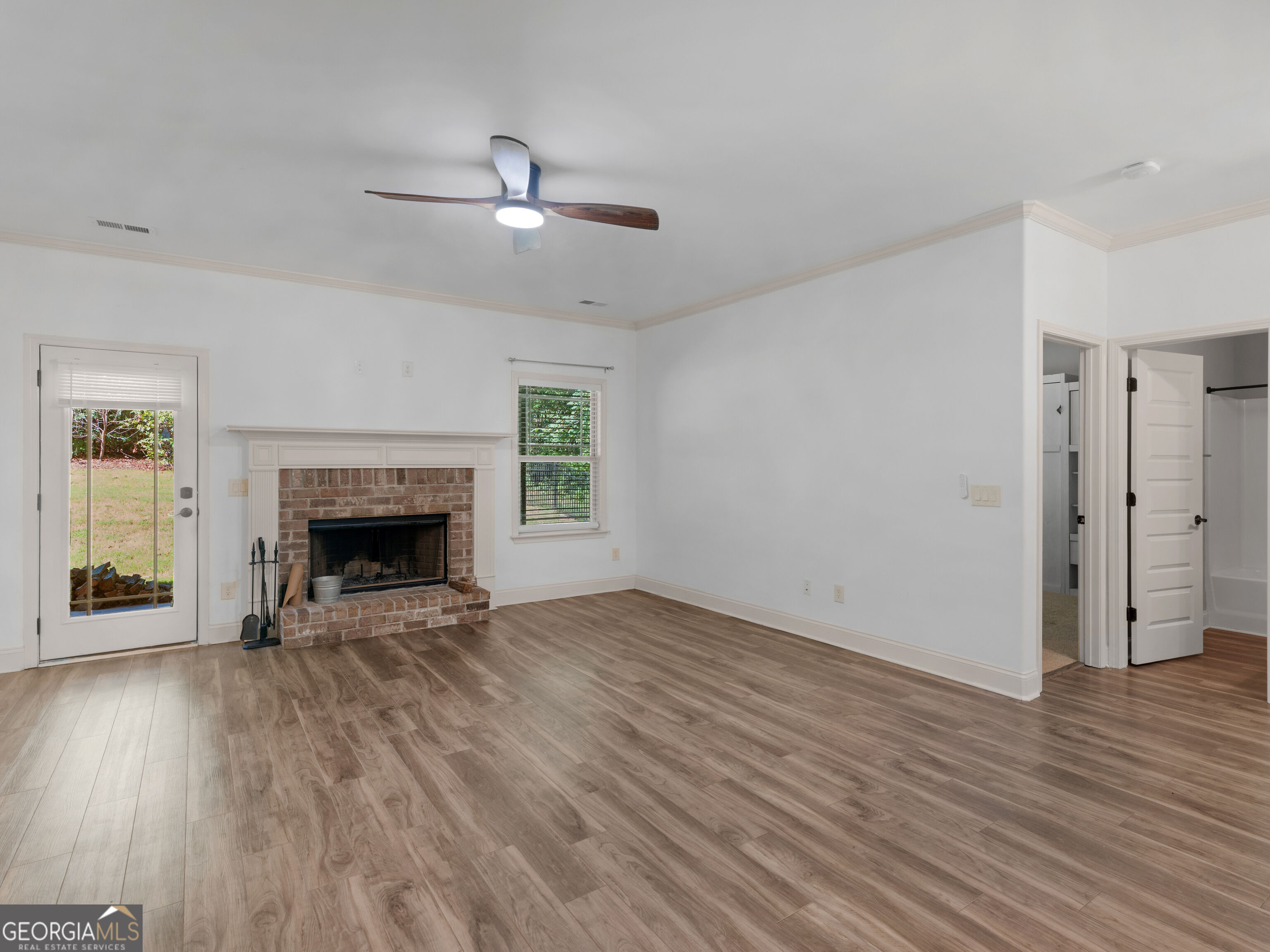1106 Edward Drive Property Photo 7