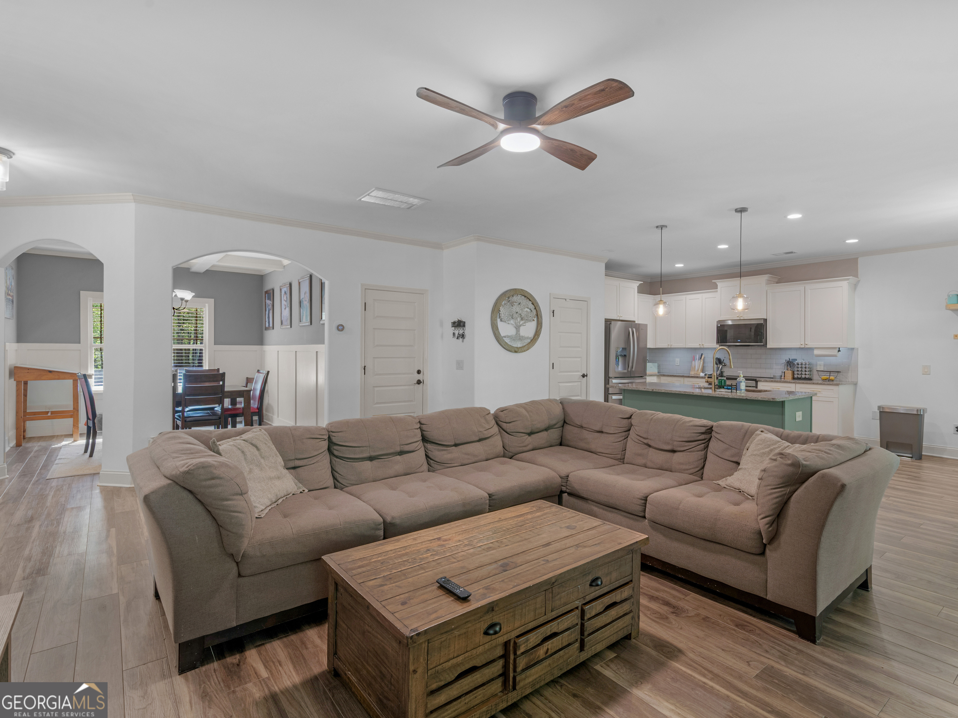 1106 Edward Drive Property Photo 8