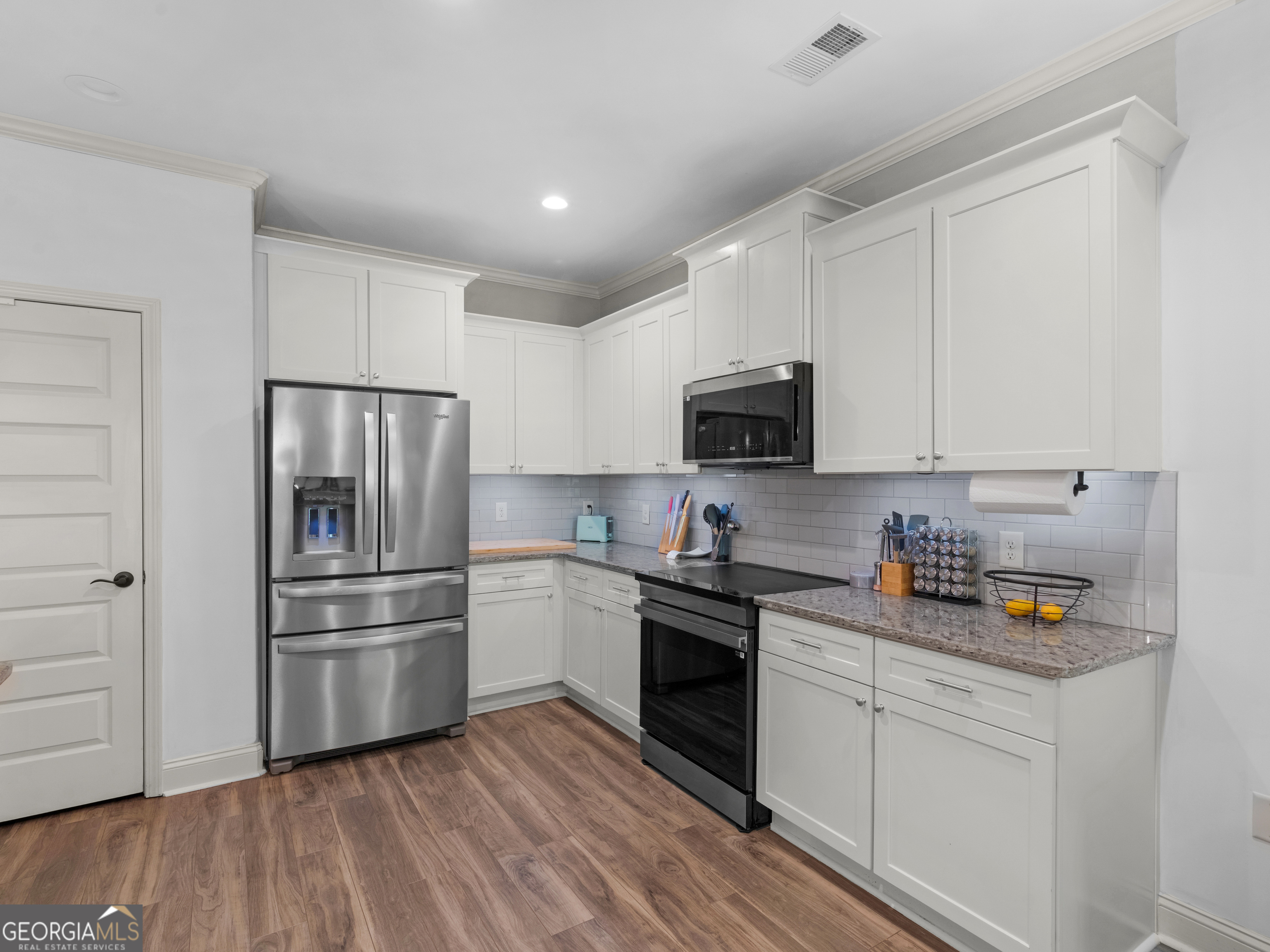 1106 Edward Drive Property Photo 10